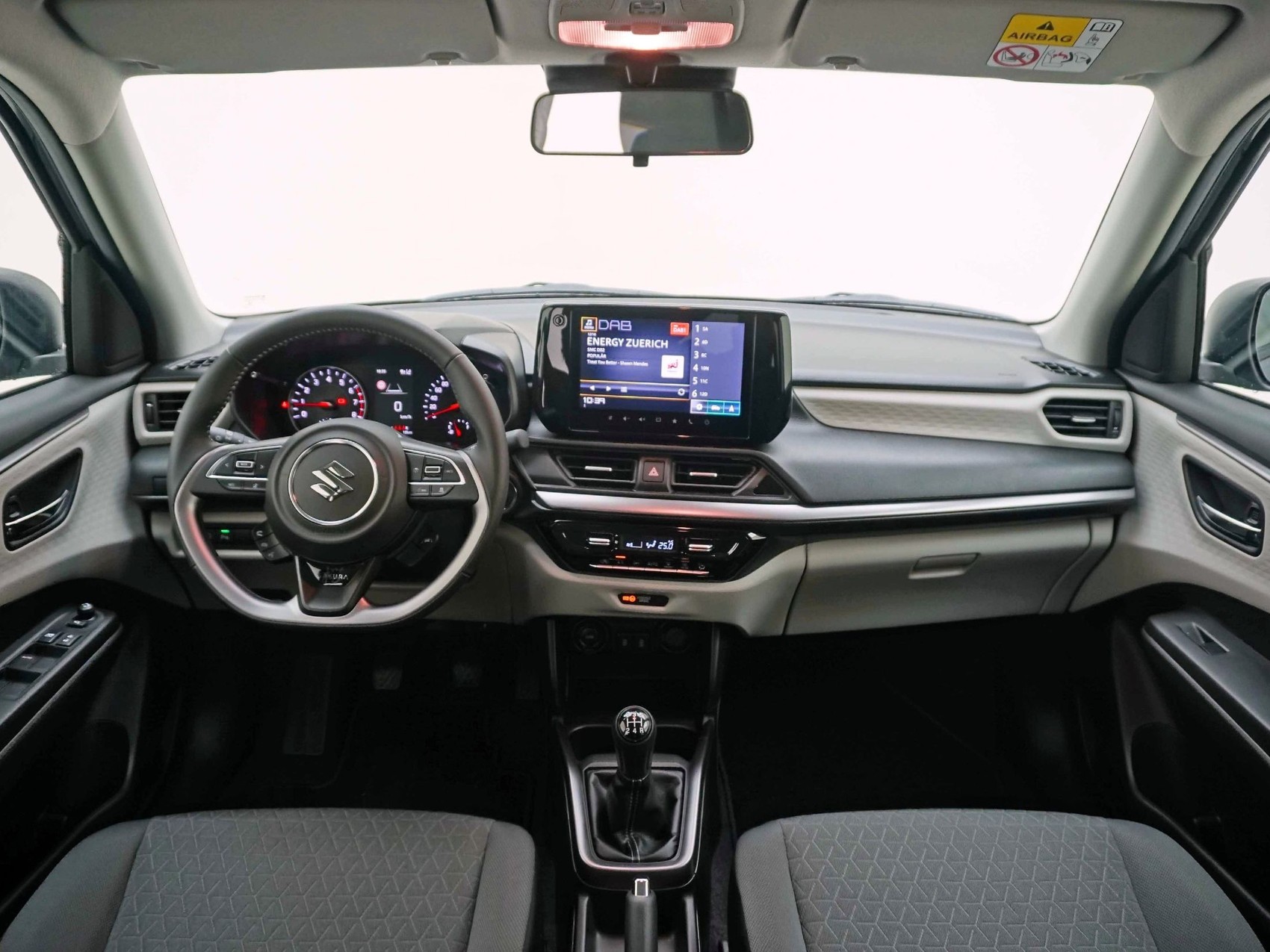 SUZUKI Swift 1.2 Sakura Top Hybrid 4x4-image-8