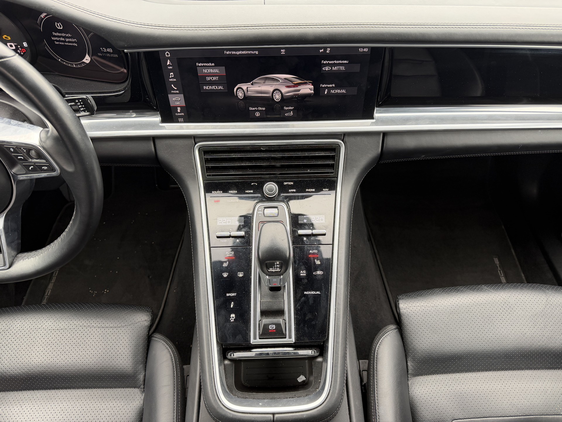 PORSCHE Panamera 4 PDK-image-15