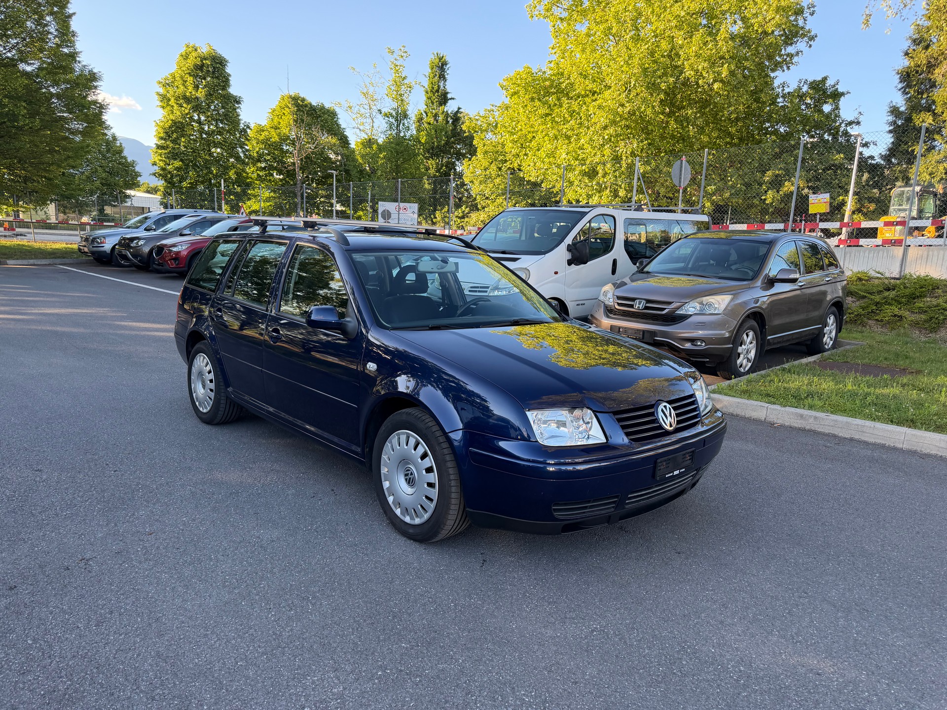 VW Bora Variant 1.9 TDI PD Highline-image-2