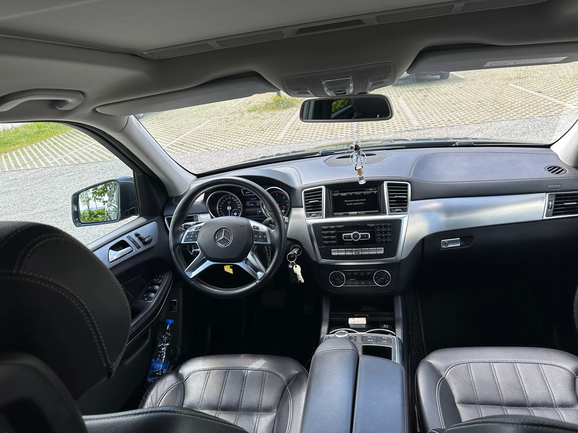 MERCEDES-BENZ GL 350 V6 CDI BlueTec-image-4