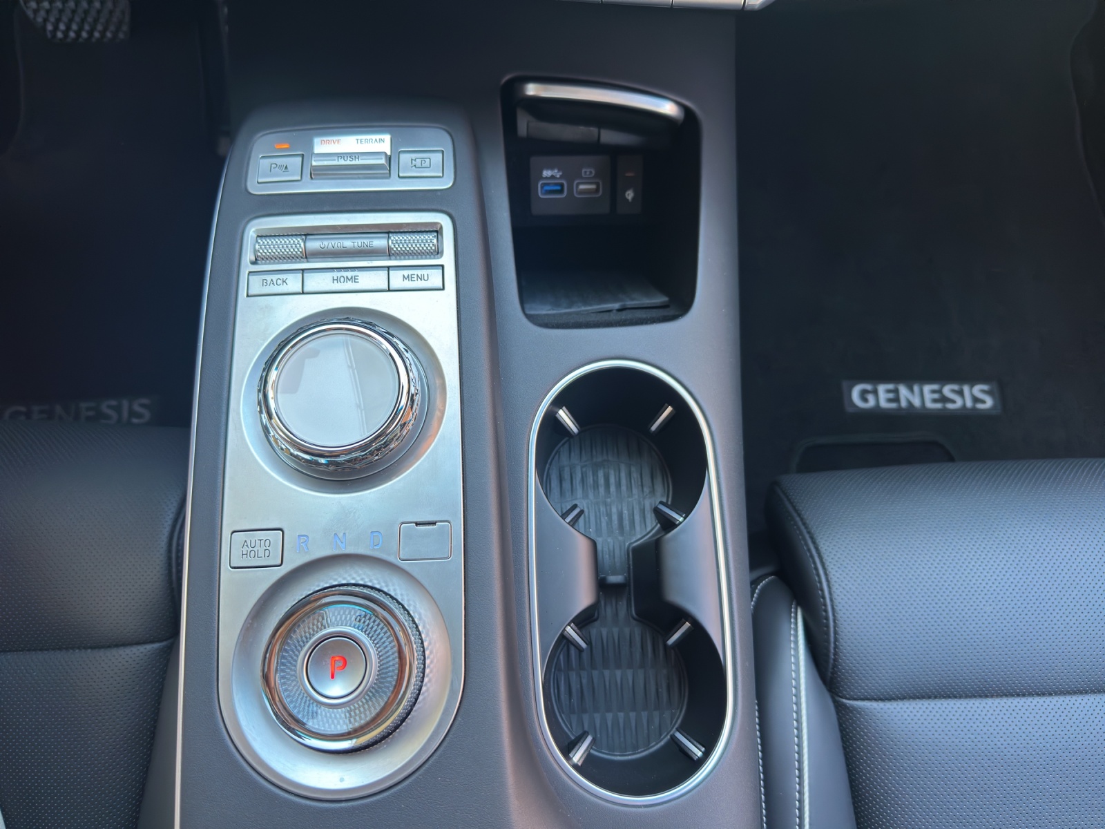 GENESIS GV70 Dual Motor Sport AWD-image-9