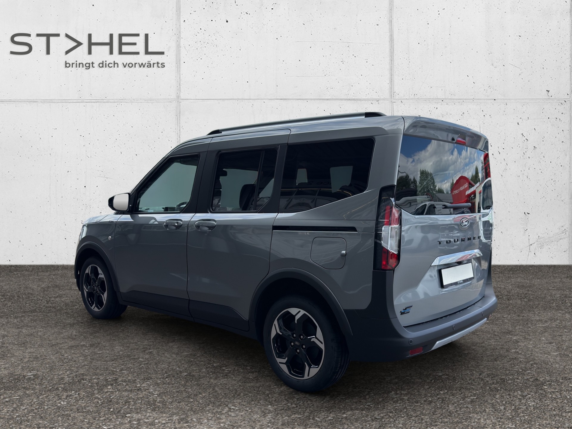 FORD E-Tourneo Courier Active-image-4