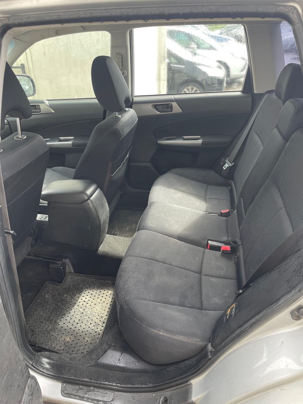 SUBARU Forester 2.0XS Comfort Automatic-image-8