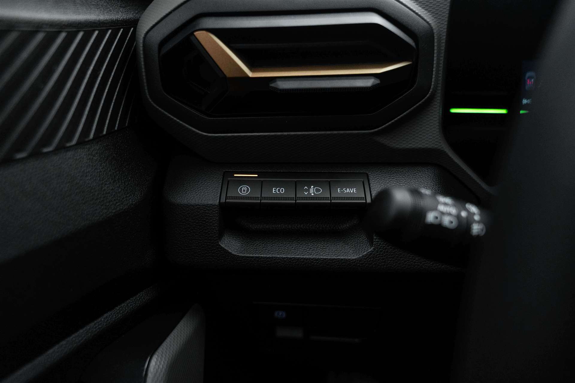 DACIA Duster HEV 155 Extreme Automat NEW-image-24