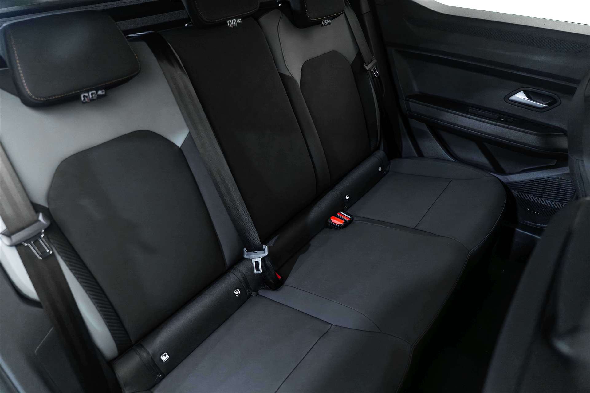 DACIA Duster HEV 155 Extreme Automat NEW-image-13