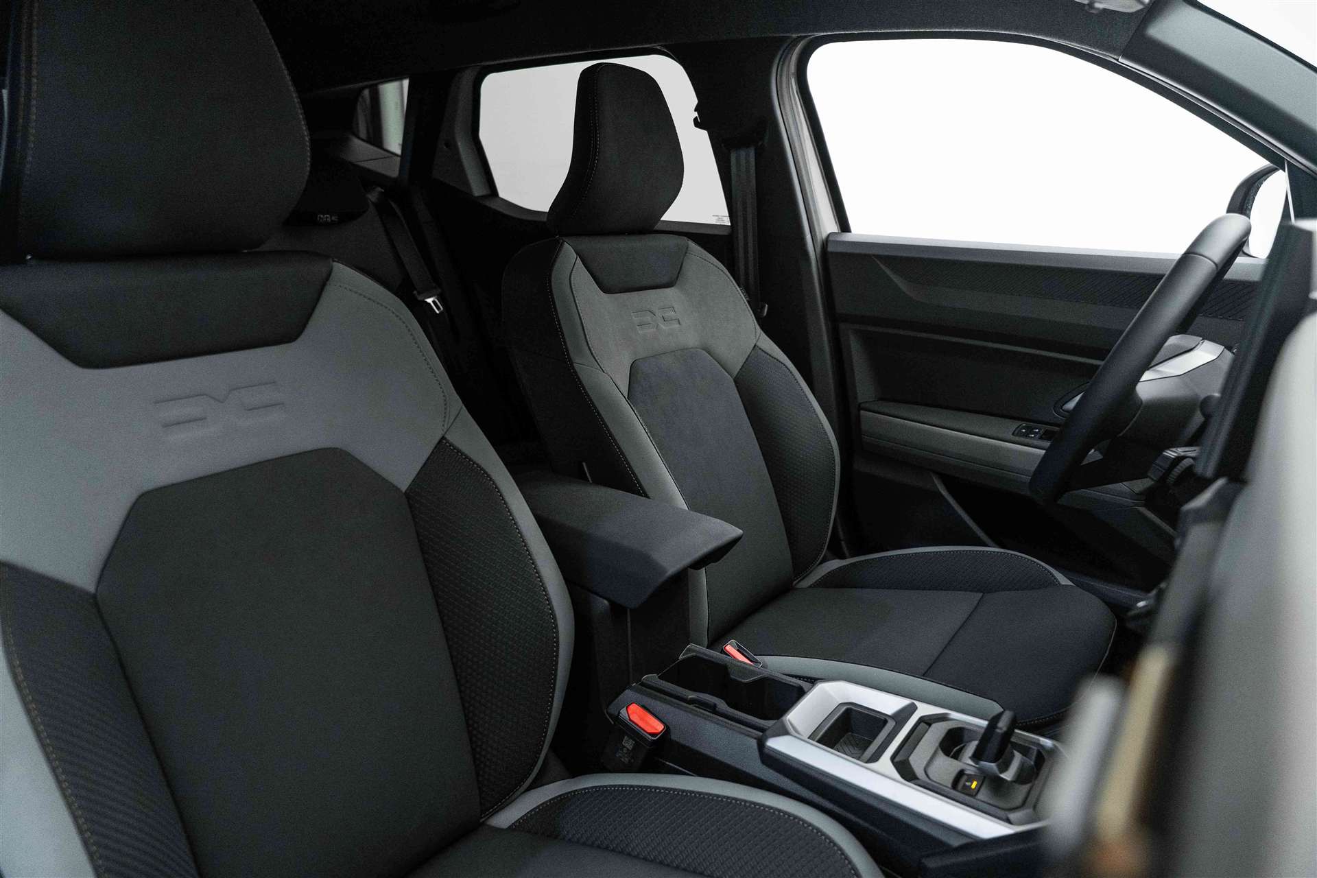 DACIA Duster HEV 155 Extreme Automat NEW-image-11