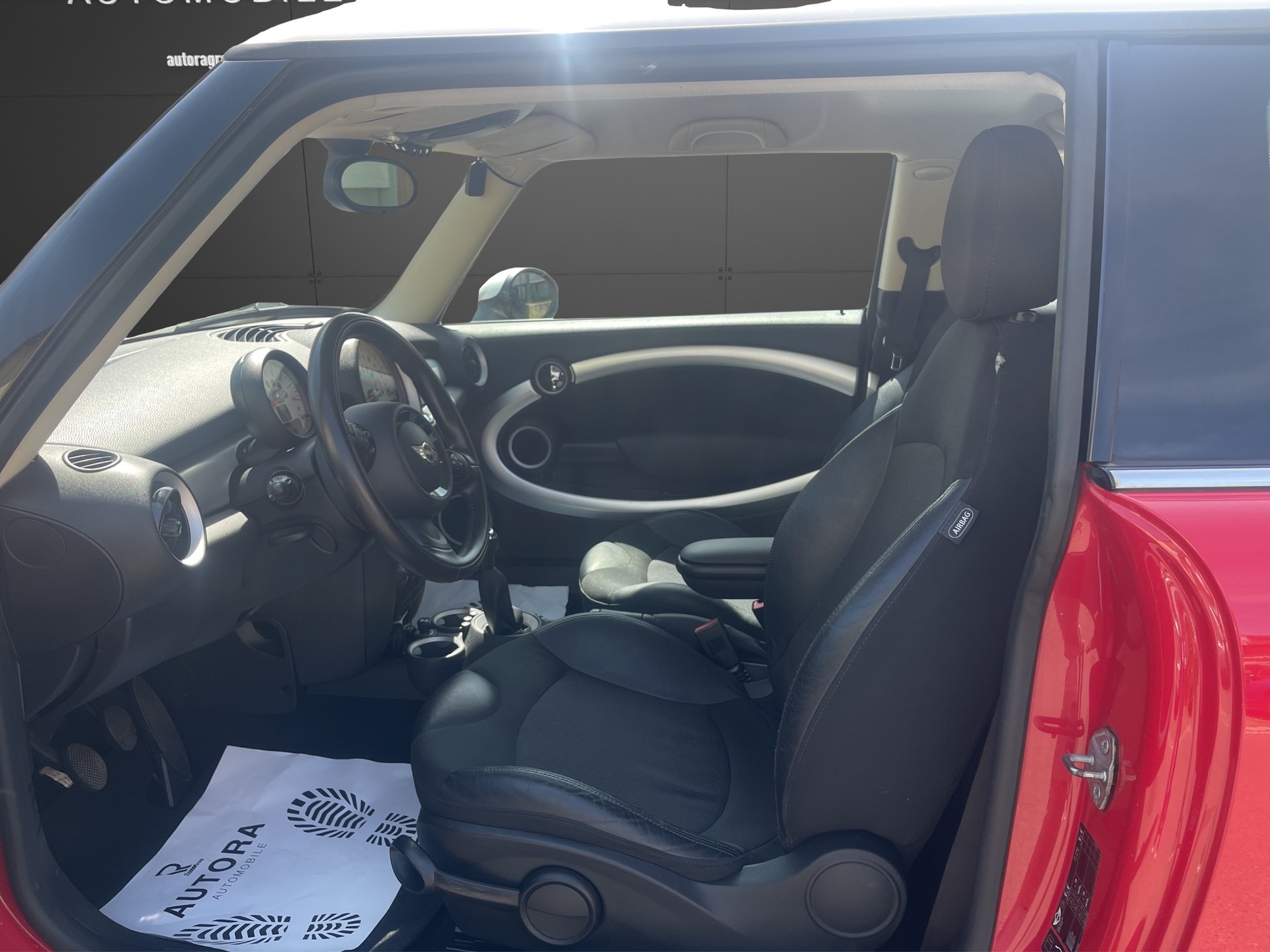 MINI Cooper-image-11