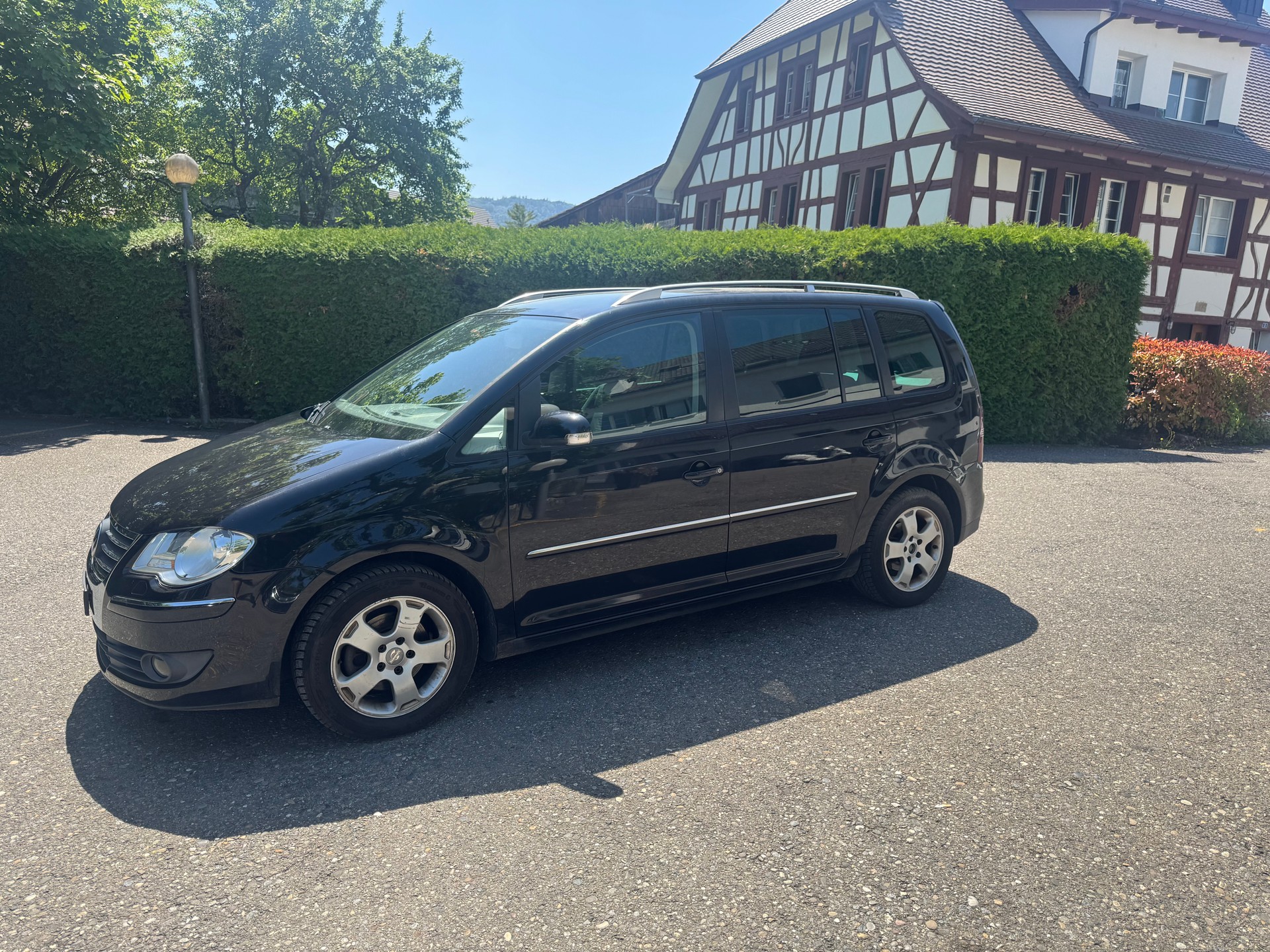 VW Touran 1.4 TSI Trendline-image-1