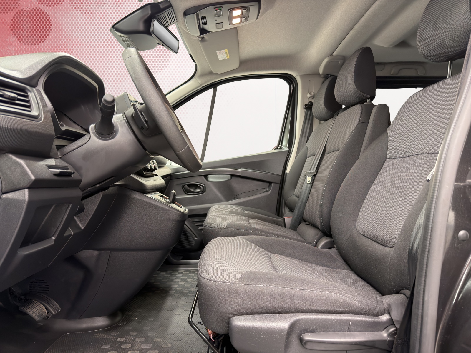 RENAULT Trafic Blue dCi 150 Grand Passenger Evolution EAG-image-10