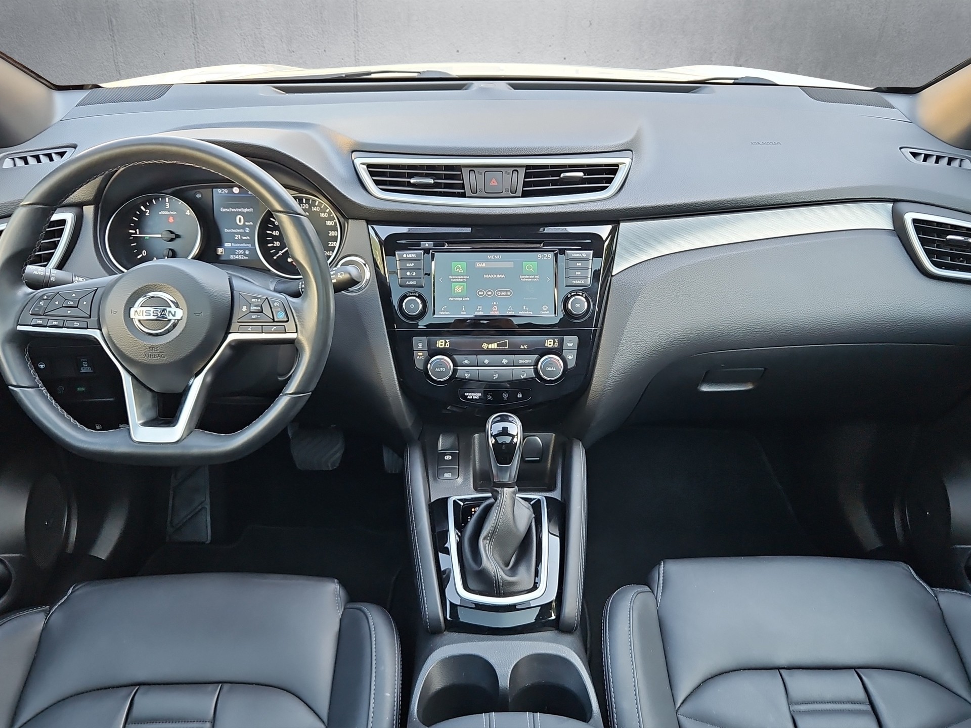 NISSAN Qashqai 1.7 dCi N-Tec 4x4-image-11