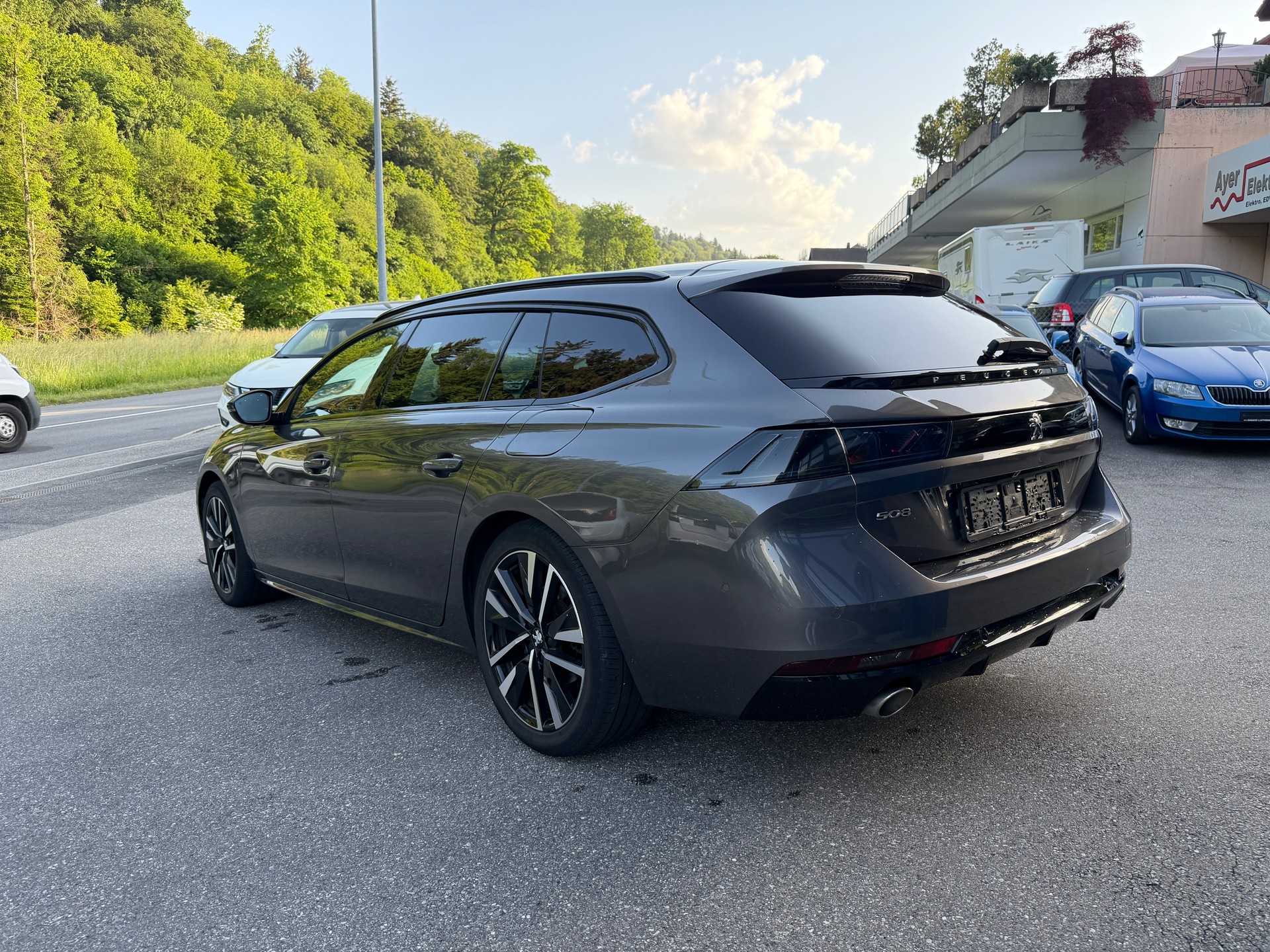 PEUGEOT 508 SW 1.6 PHEV GT EAT8-image-4