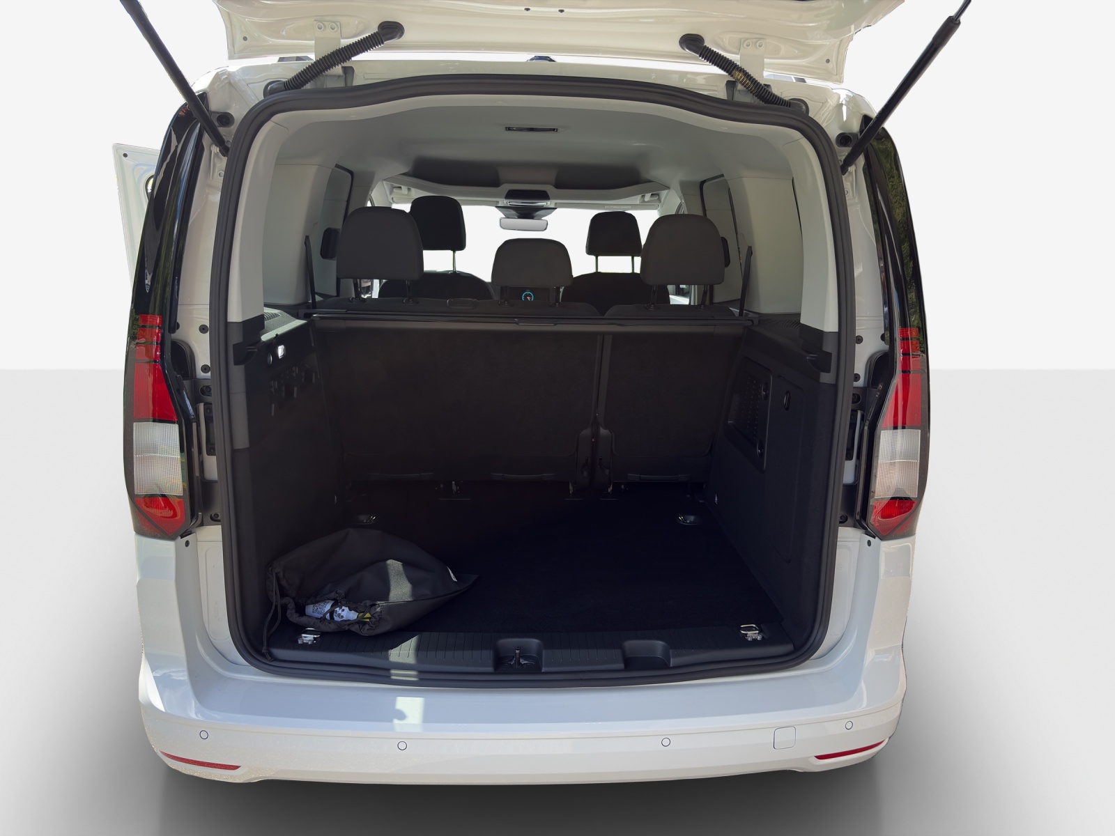 VW Caddy Cargo 1.5 TSI Plug in Hybrid Entry DSG-image-12