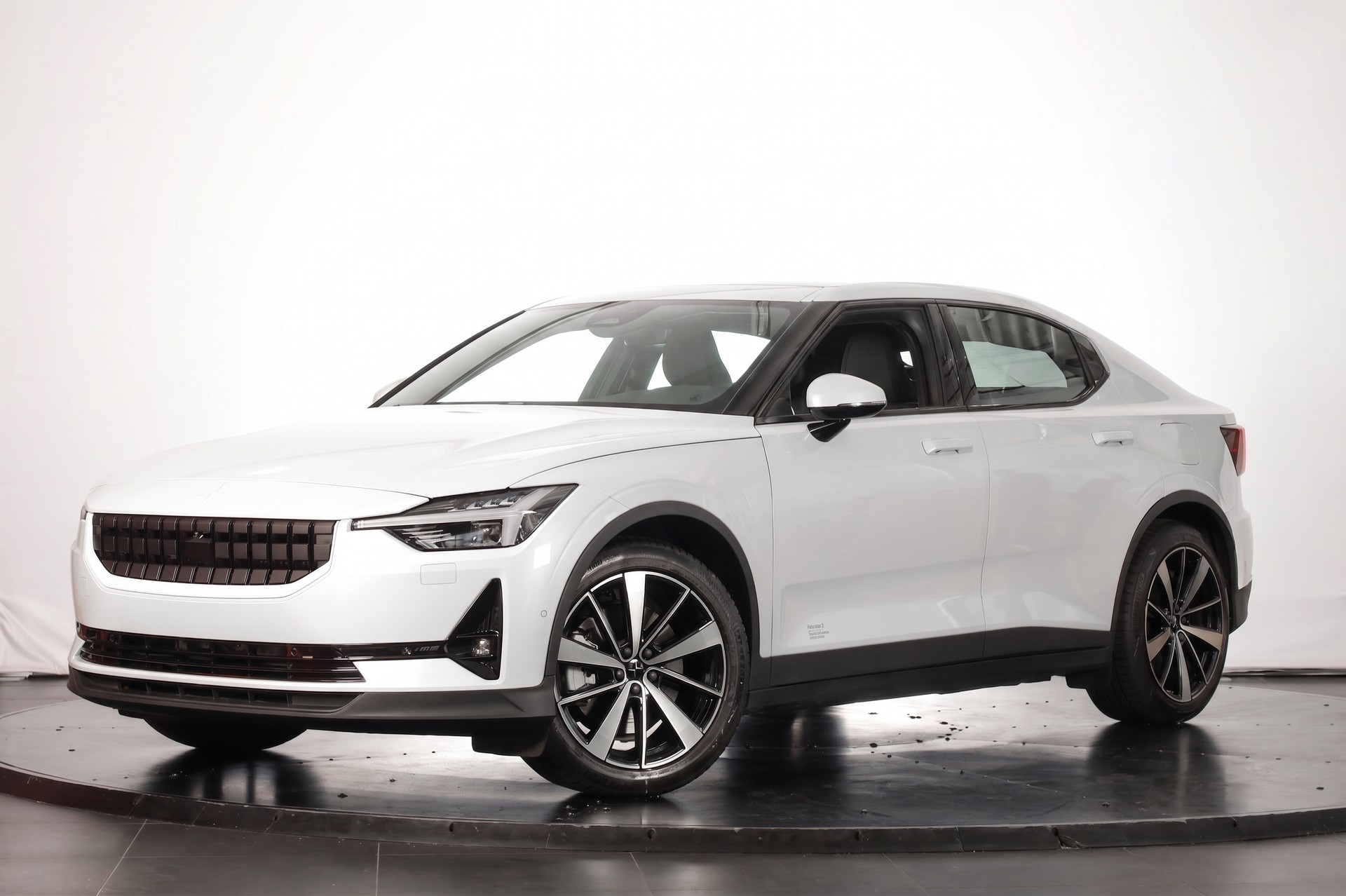 POLESTAR Polestar 2 Long Range Dual 78 kWh-image-4