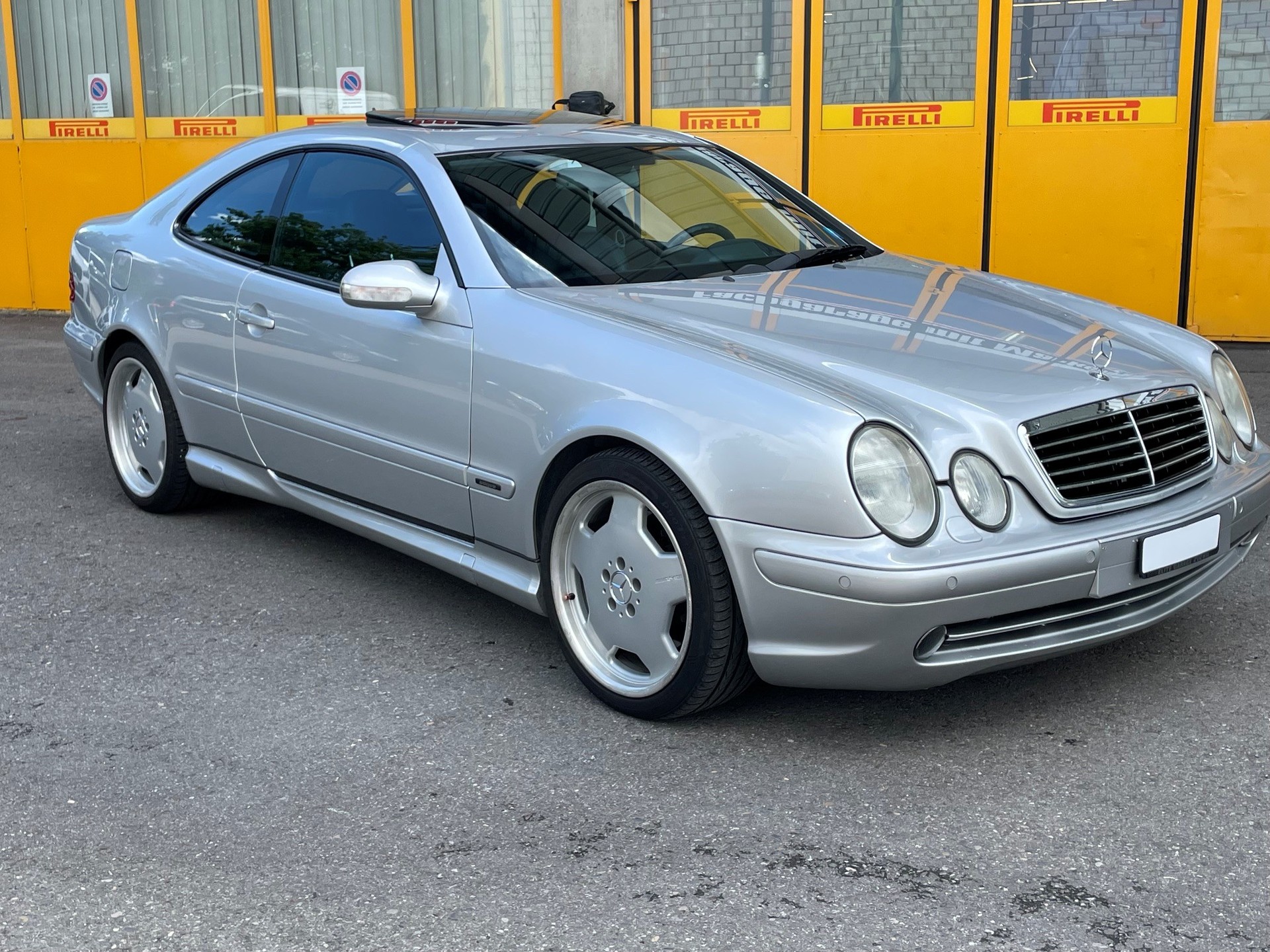 MERCEDES-BENZ CLK 55 AMG Avantgarde Automatic-image-2