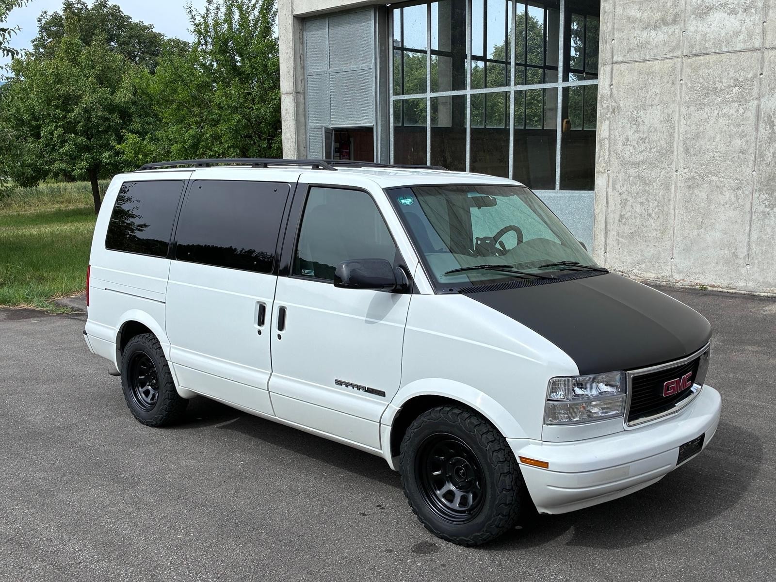 GMC Safari 2000-image-6