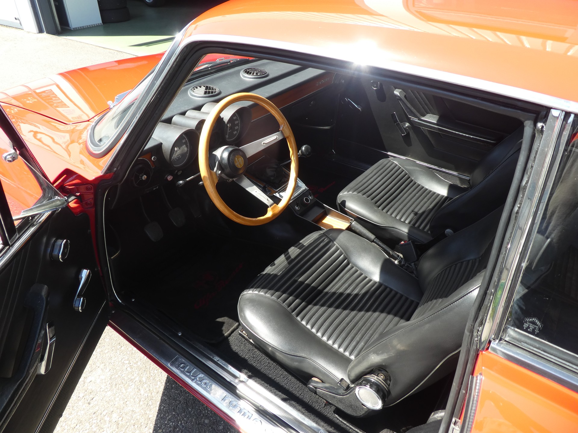 ALFA ROMEO GTV 2000 Bertone Veteran-image-4
