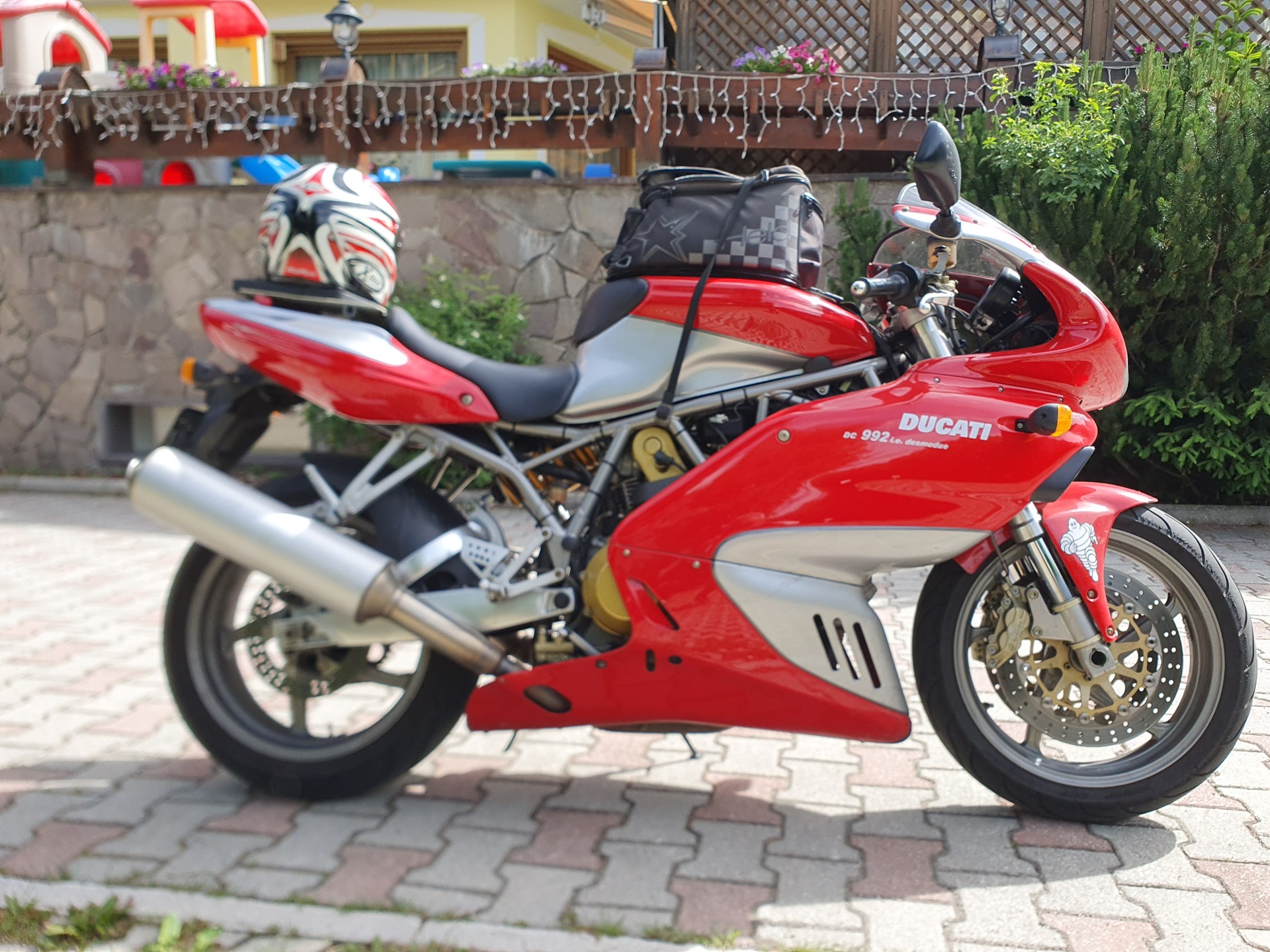 DUCATI 1000 Supersport FF DS-image-1