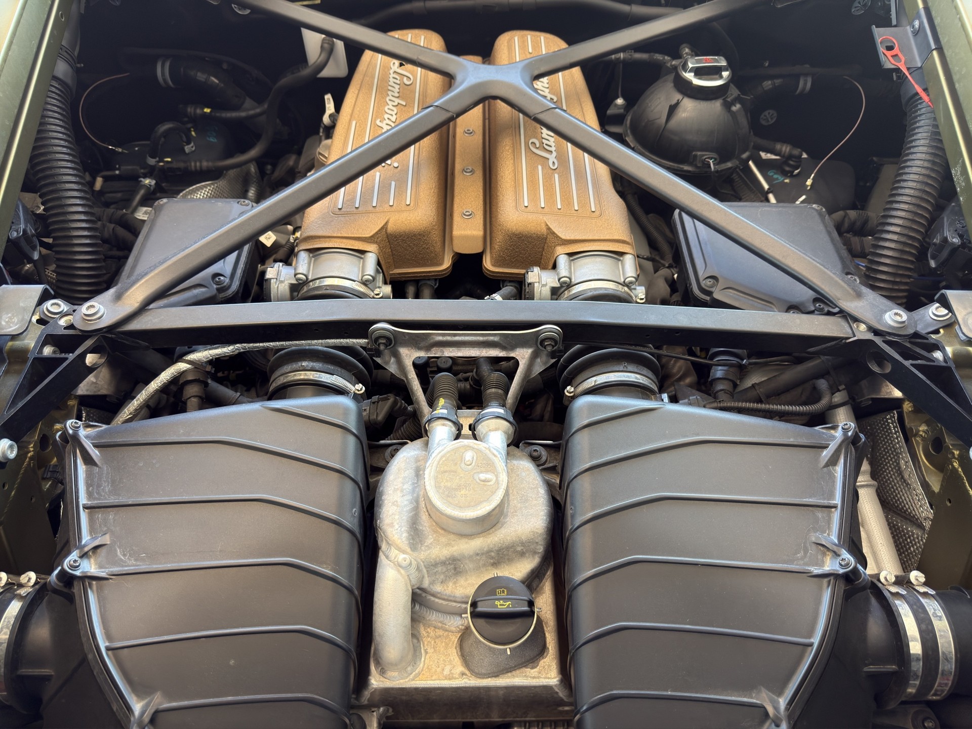 LAMBORGHINI Huracan STO Coupé DCT RWD-image-7