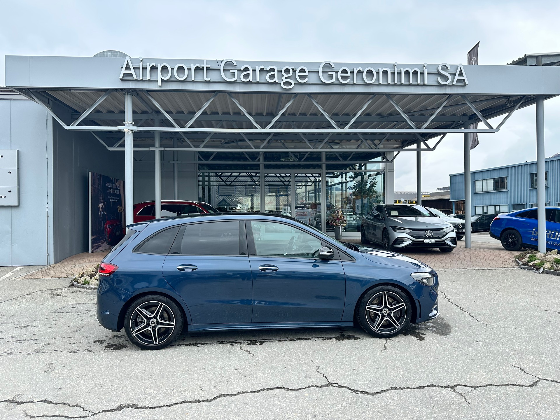 MERCEDES-BENZ B 250 AMG Line 4matic