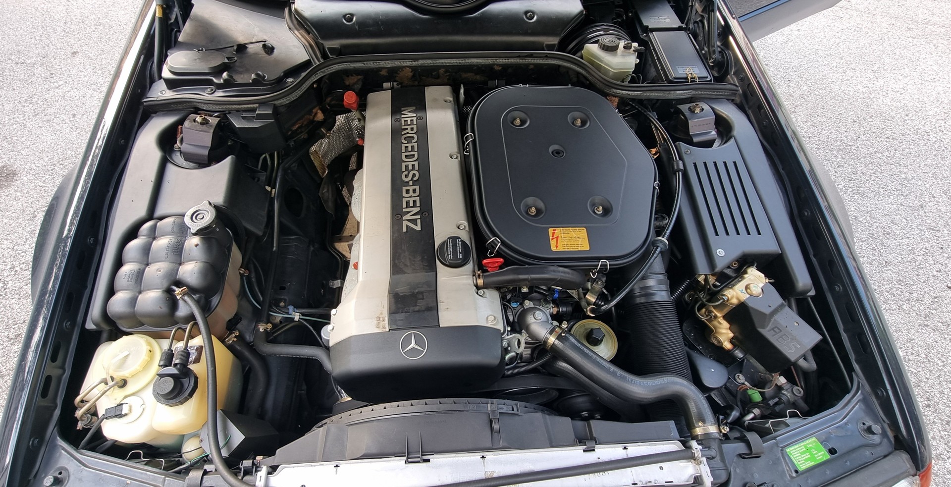 MERCEDES-BENZ SL 300-image-9