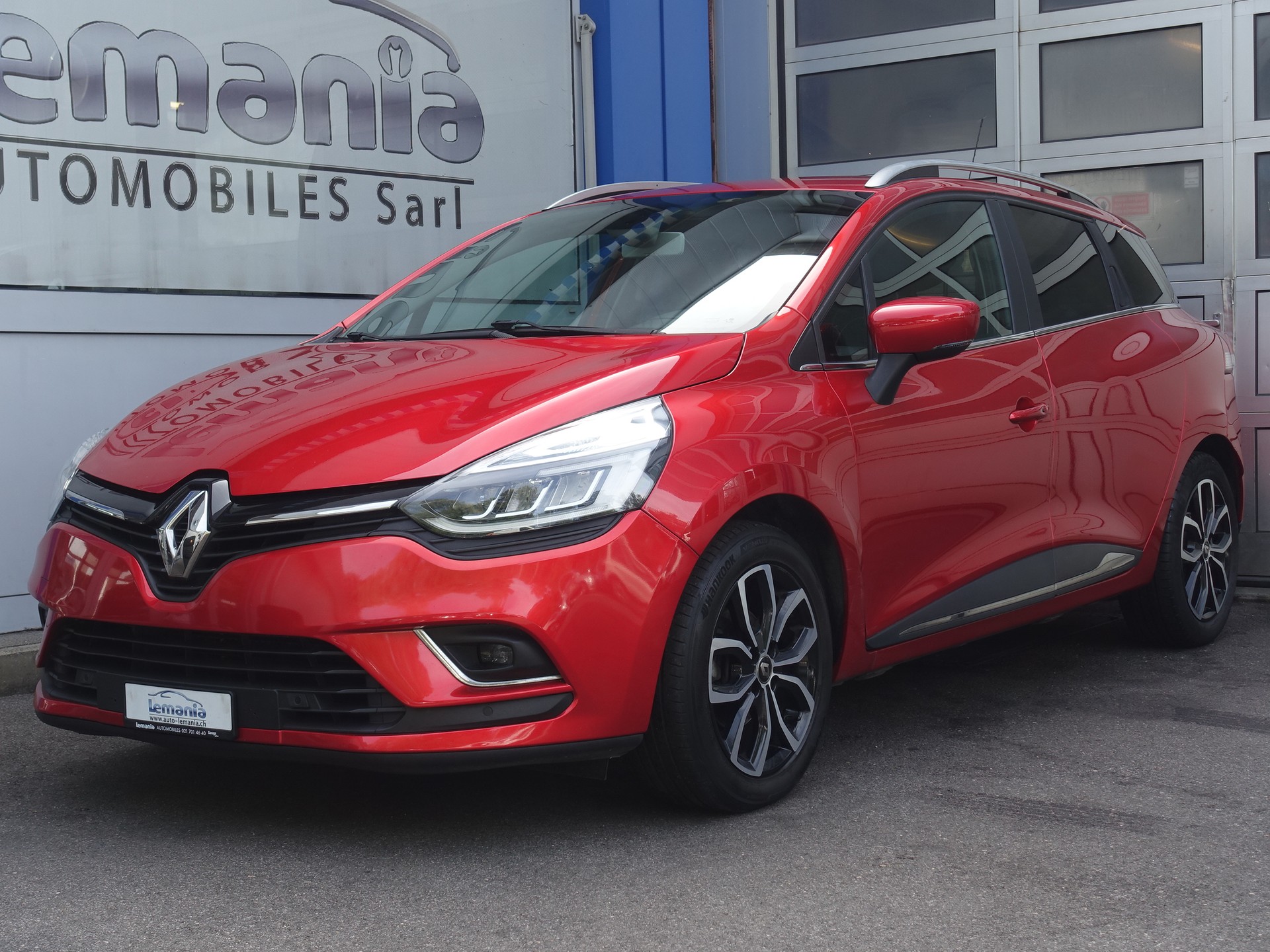 RENAULT Clio Grandtour 0.9 12V Intens-showroom-element-1