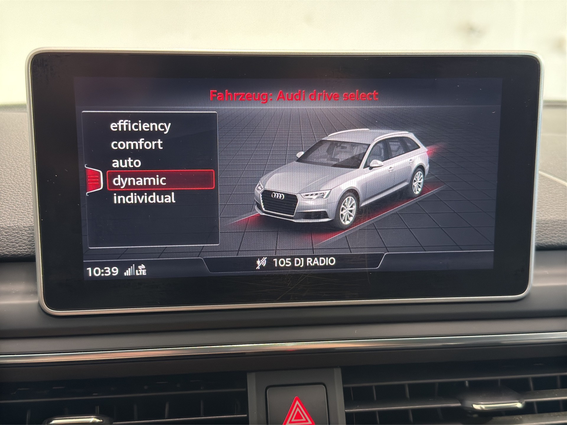 AUDI S4 Avant 3.0 TFSI quattro tiptronic-image-22