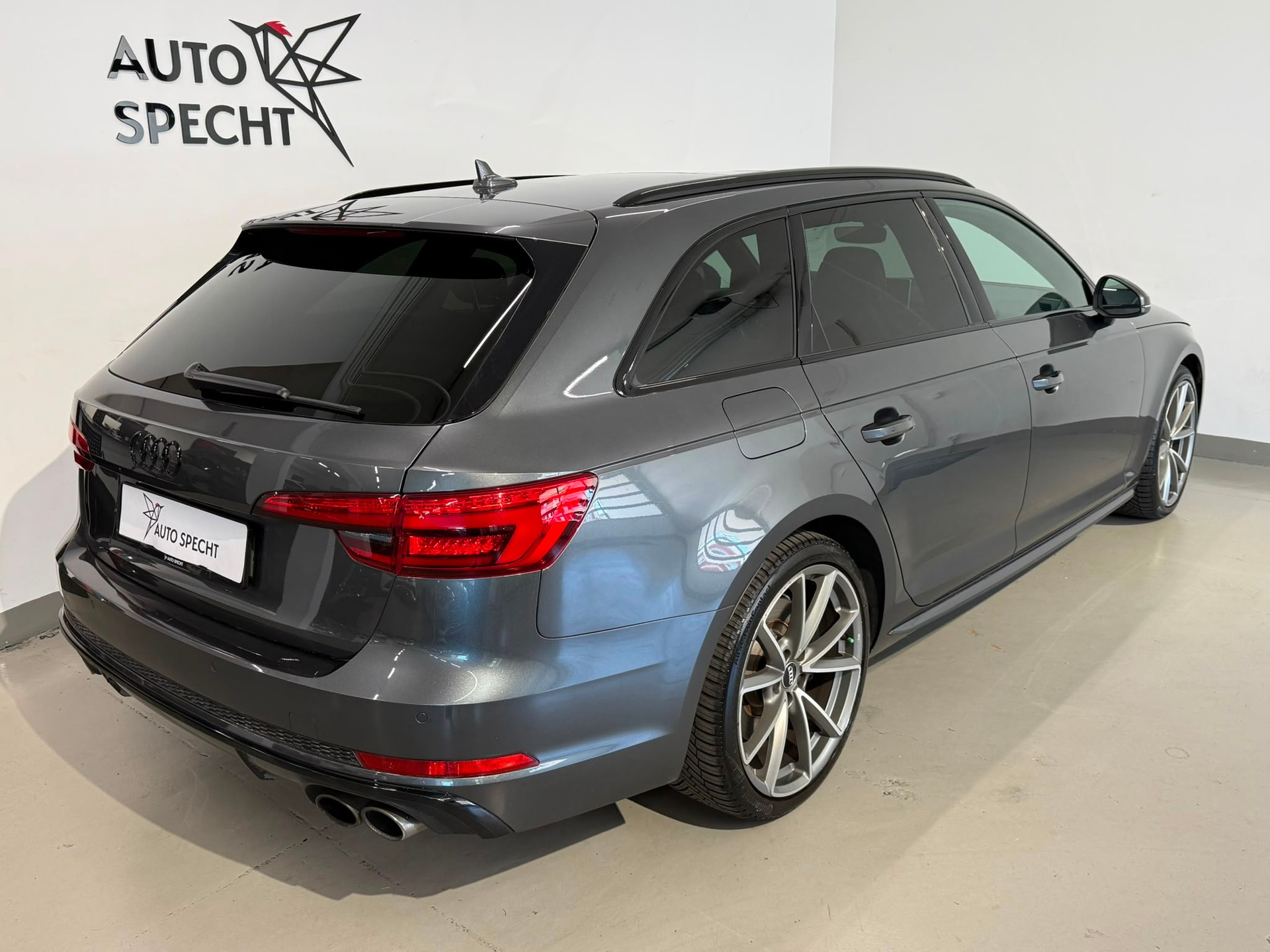 AUDI S4 Avant 3.0 TFSI quattro tiptronic-showroom-element-3