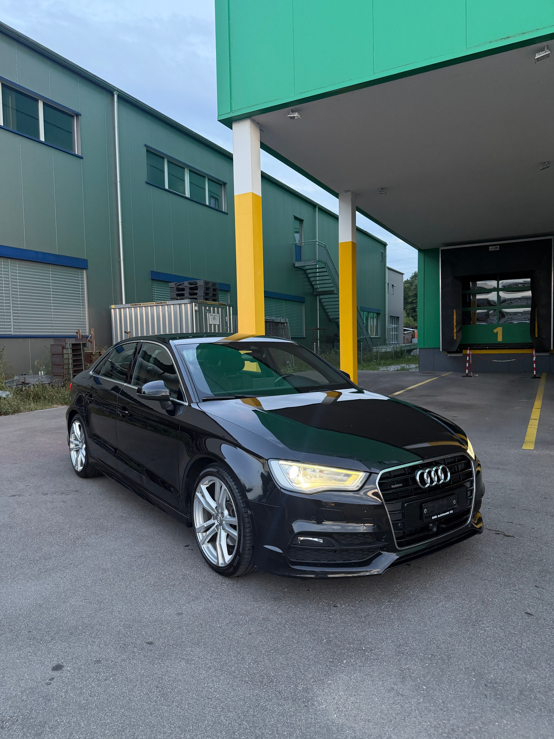 AUDI A3 Limousine 1.8 TFSI Ambition quattro S-tronic