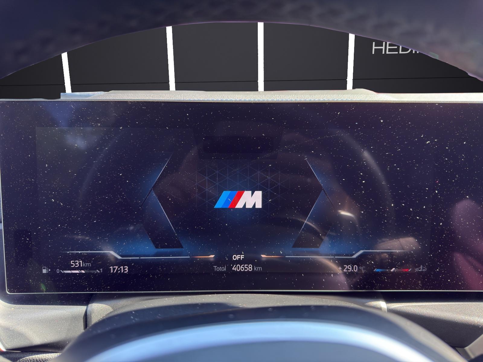 BMW M340d xDrive Touring-image-13