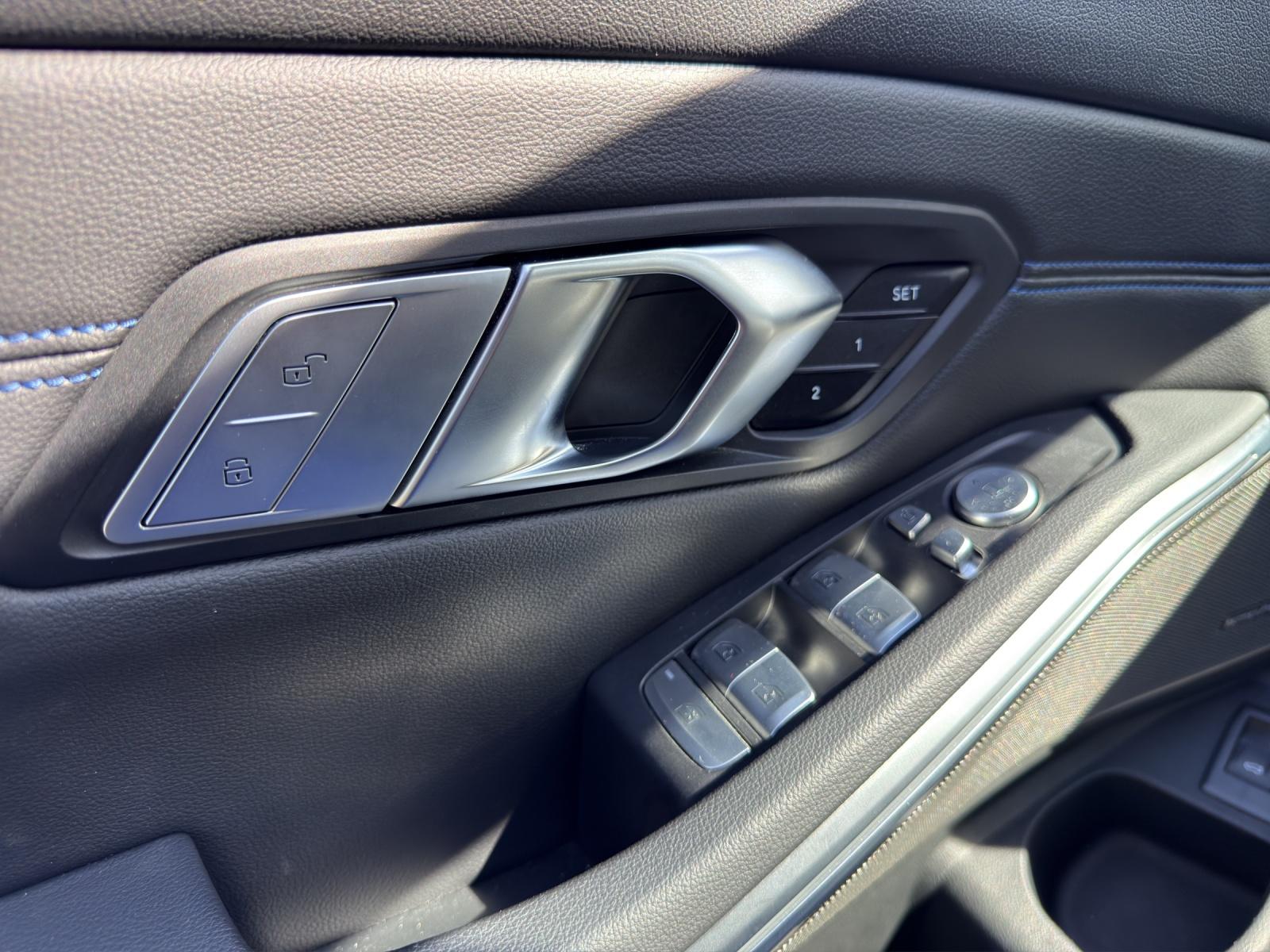 BMW M340d xDrive Touring-image-17