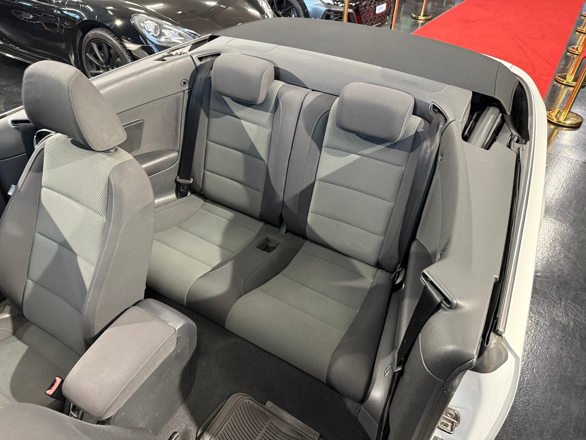 VW Golf Cabrio 1.2 TSI BlueMotion Technology-image-19