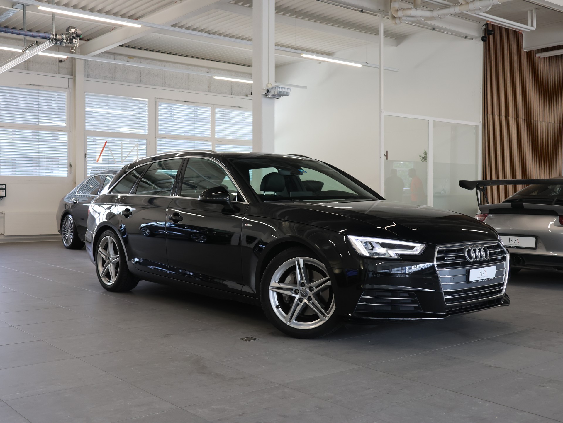 AUDI A4 Avant 2.0 TDI Sport quattro S-tronic *Sitzheizung* *Rückfahrkamera*