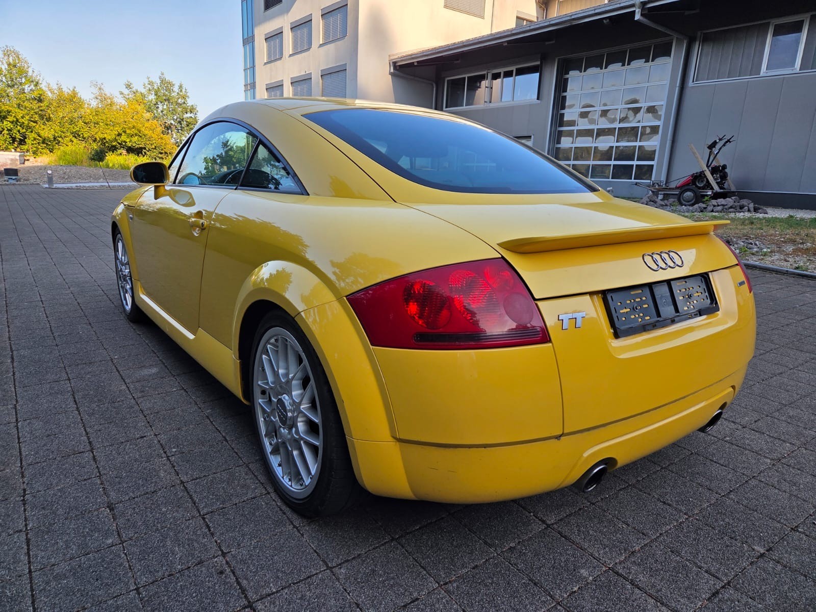 AUDI TT Coupé 1.8 T quattro-image-7