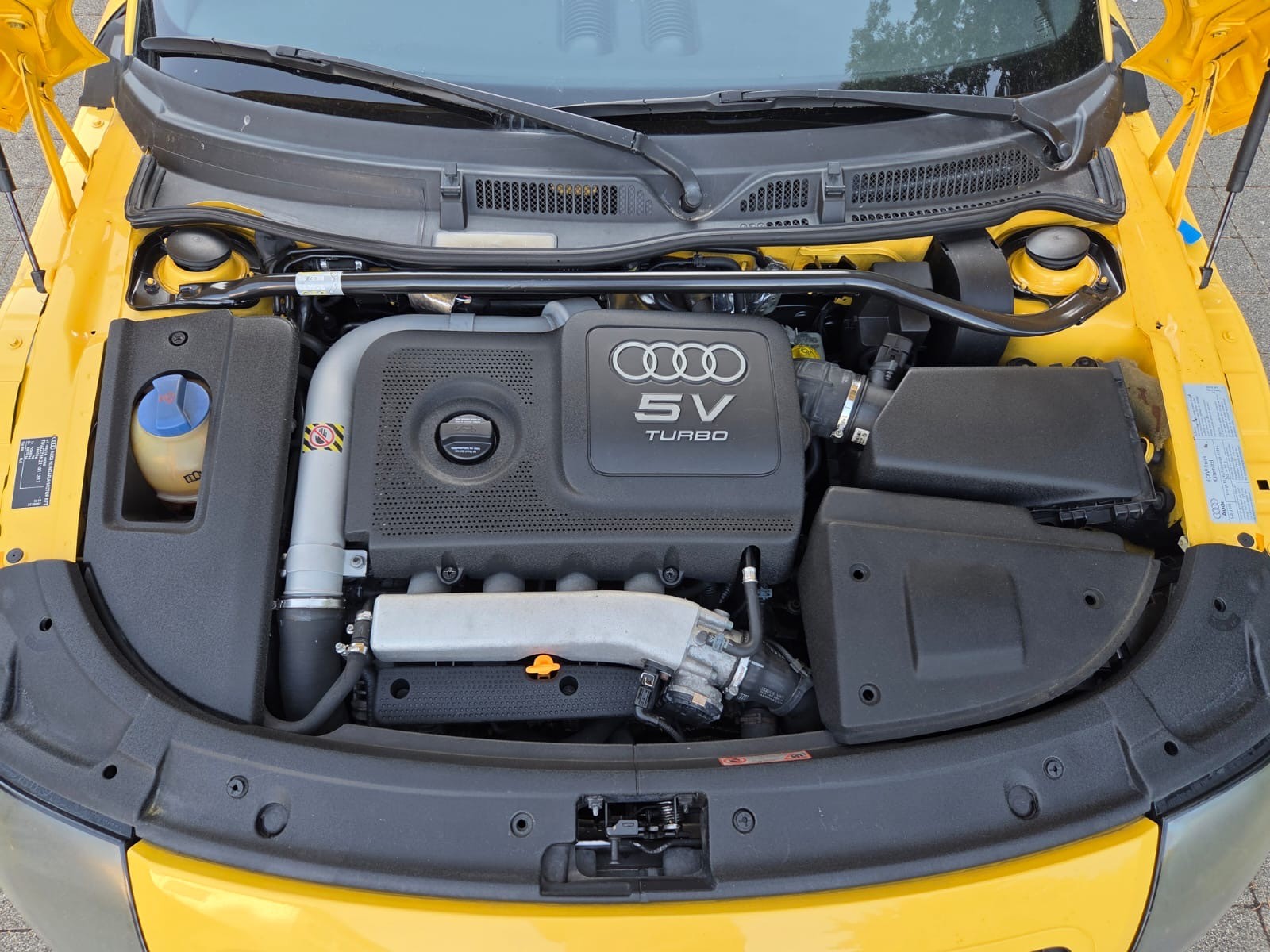 AUDI TT Coupé 1.8 T quattro-image-13