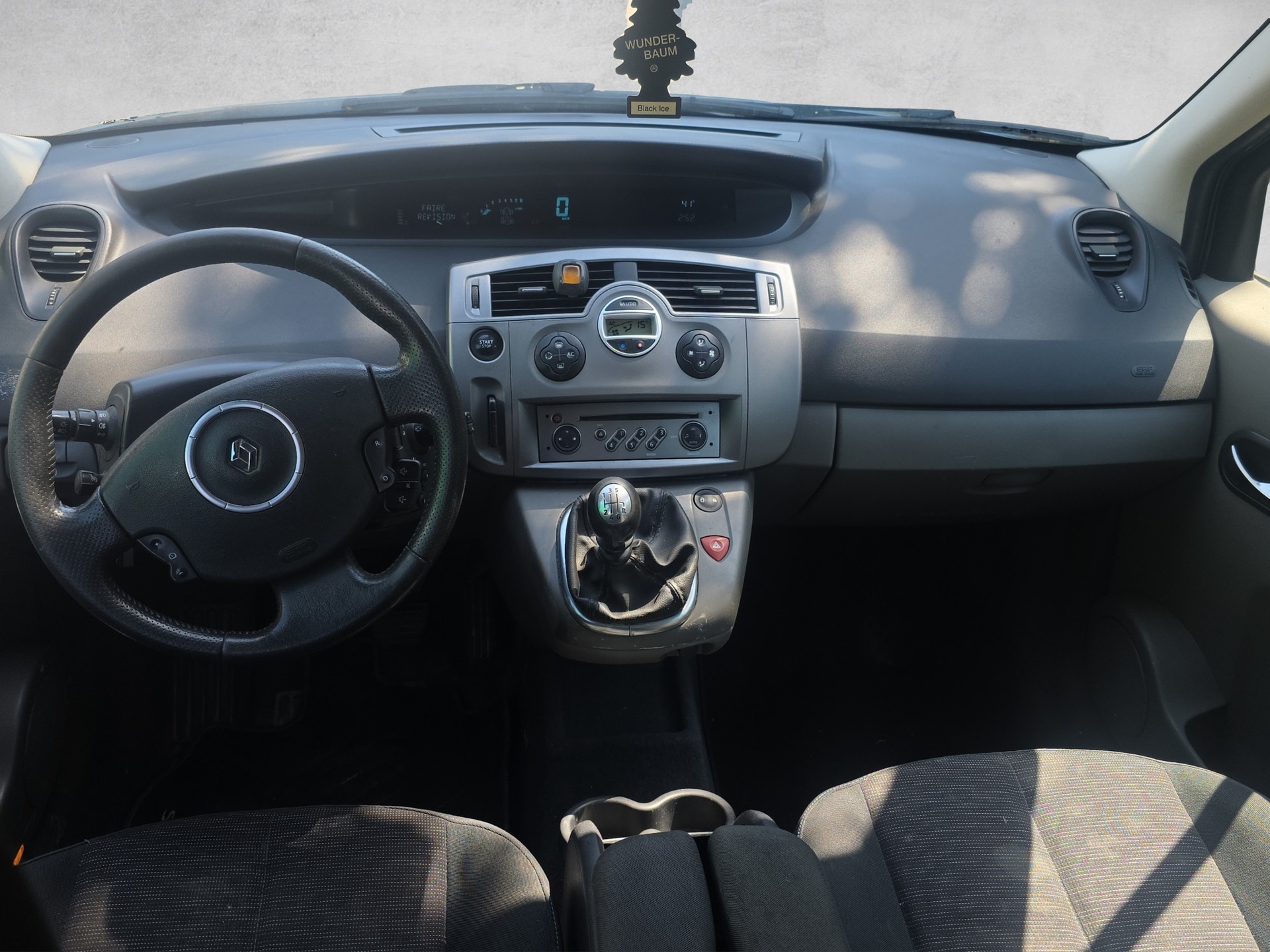 RENAULT Grand Scénic 2.0 16V Turbo Privilège-showroom-element-3