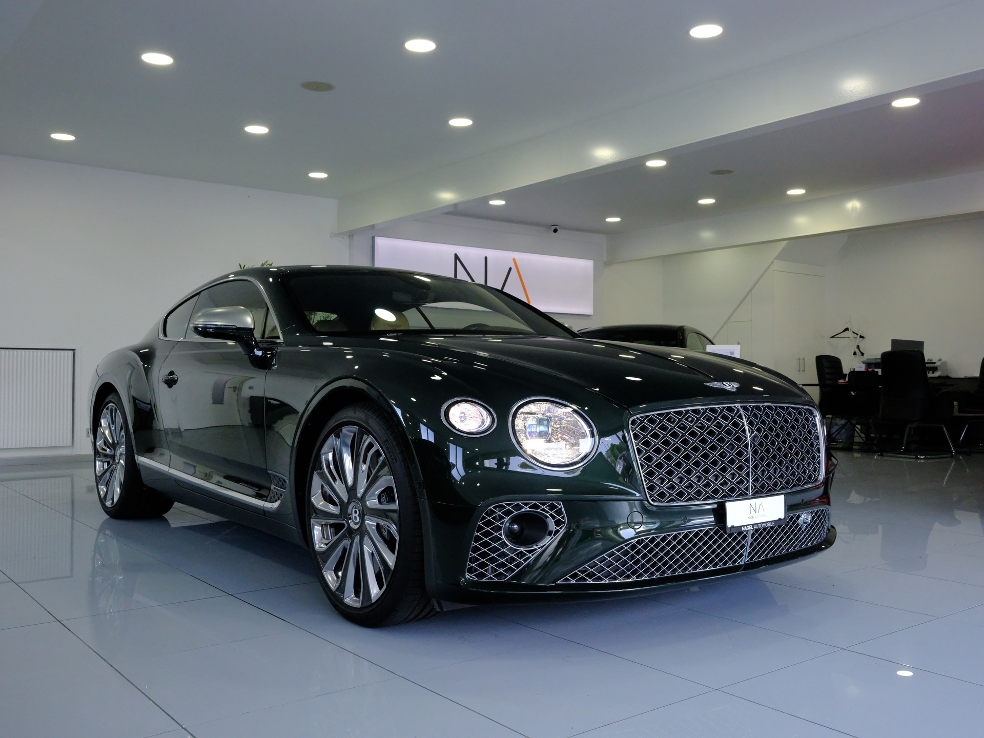 BENTLEY Continental GT 4.0 V8 Mulliner-showroom-element-1