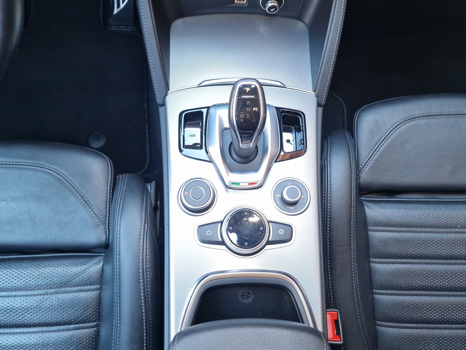 ALFA ROMEO Stelvio 2.0 Q4 Sprint-image-6