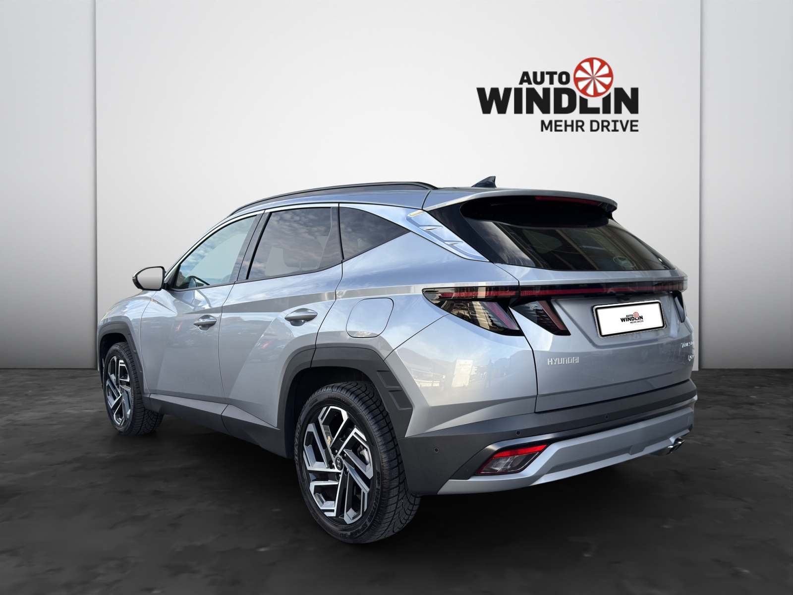 HYUNDAI Tucson 1.6 T-GDi HEV Vertex 4WD Sunroof MY25-showroom-element-2