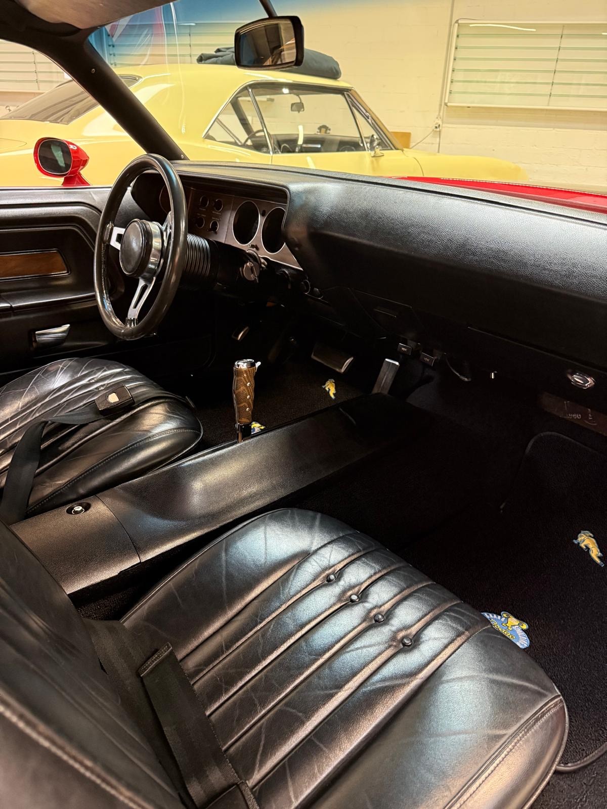 DODGE Challenger R / T 440 SixPack-image-6