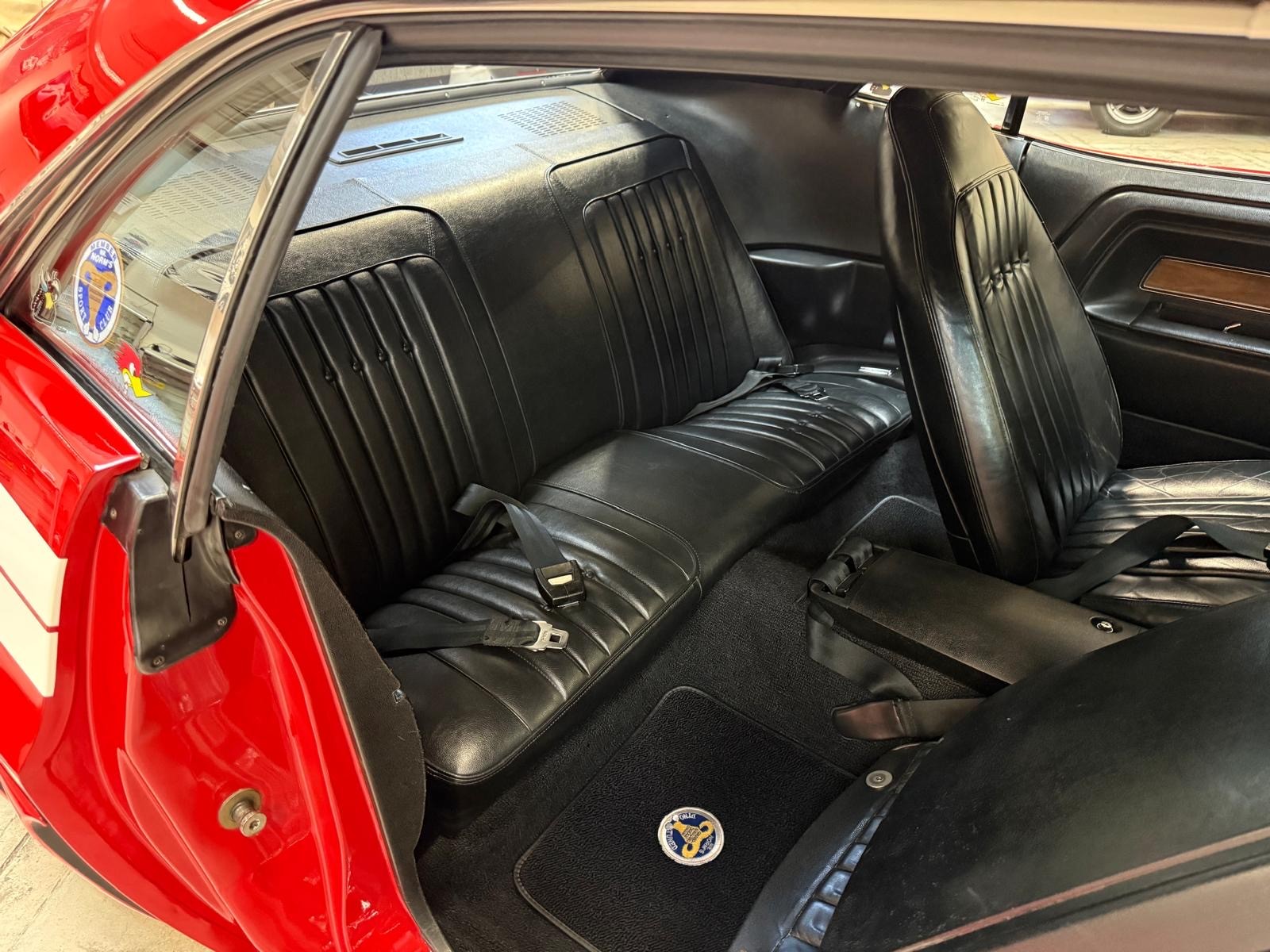 DODGE Challenger R / T 440 SixPack-image-5