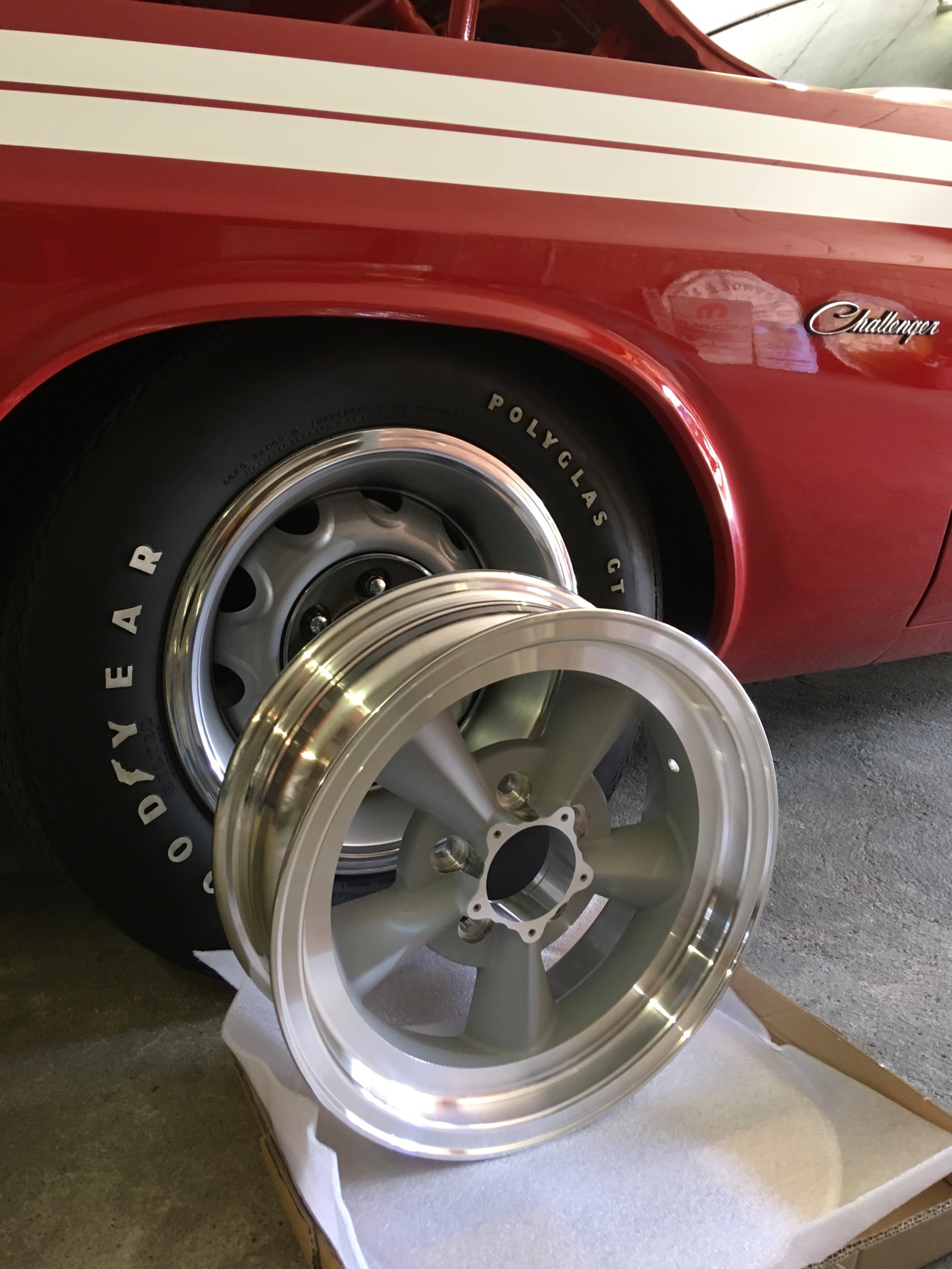 DODGE Challenger R / T 440 SixPack-image-16