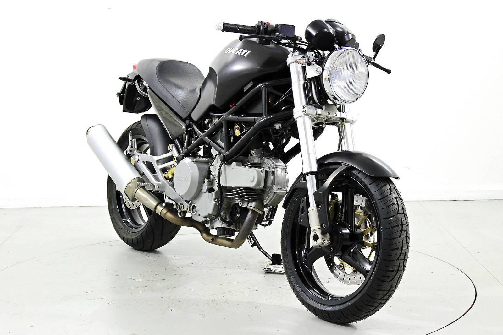 DUCATI Monster 620 I.E.-image-1