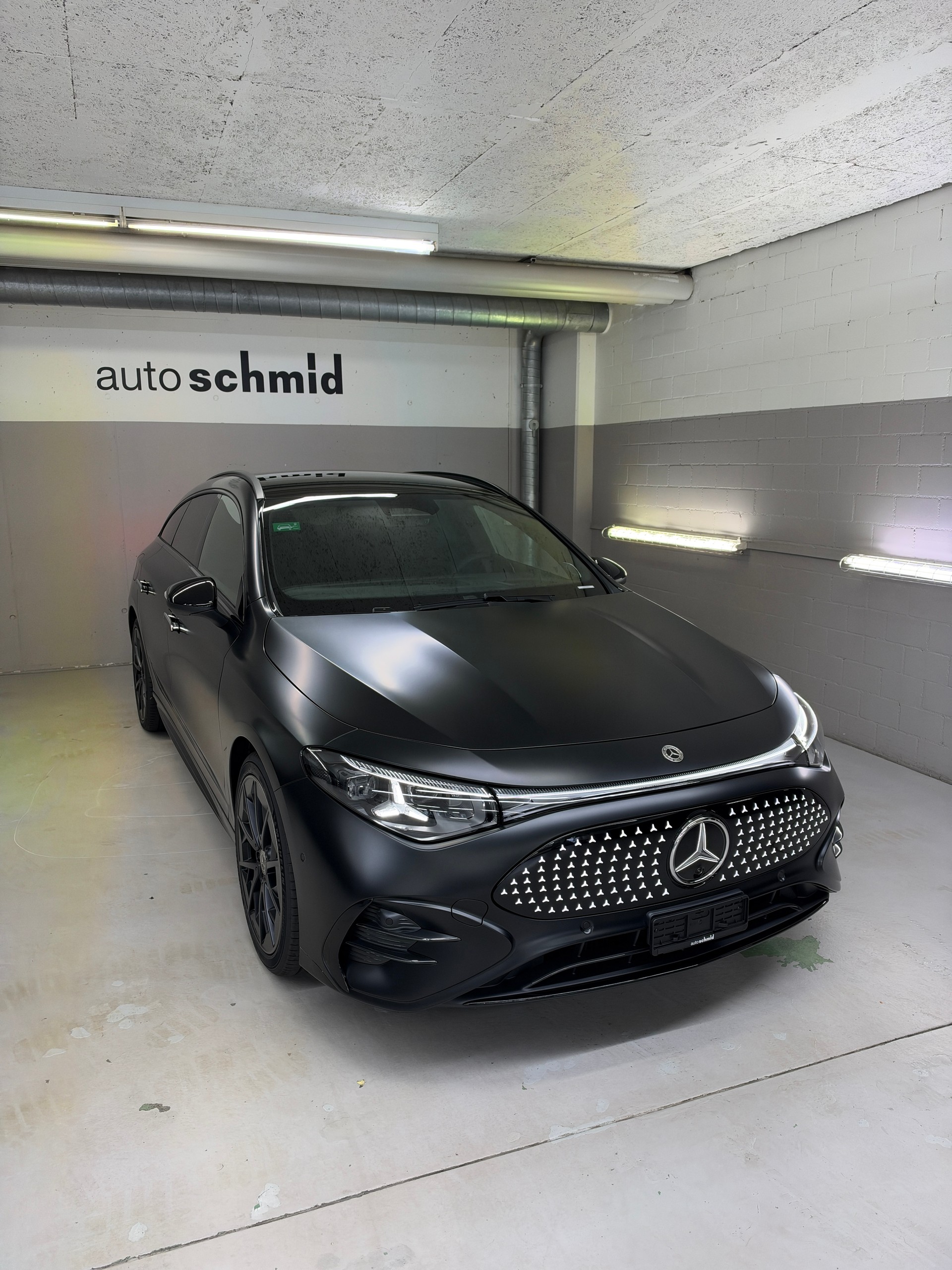 MERCEDES-BENZ CLA Shooting Brake 350 4Matic EQ-showroom-element-1