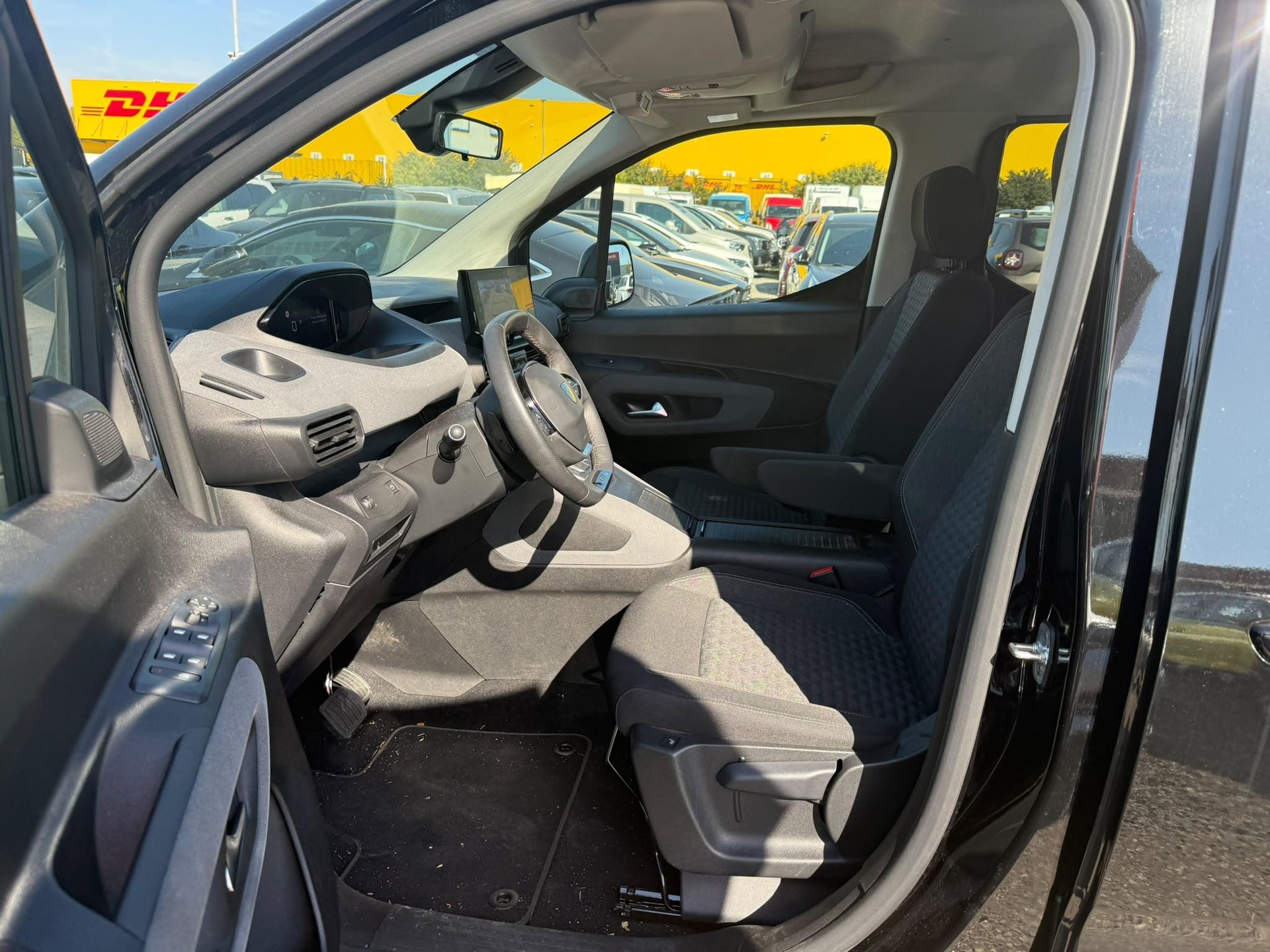 PEUGEOT Rifter Long 1.5 BlueHDi 130 GT-image-8