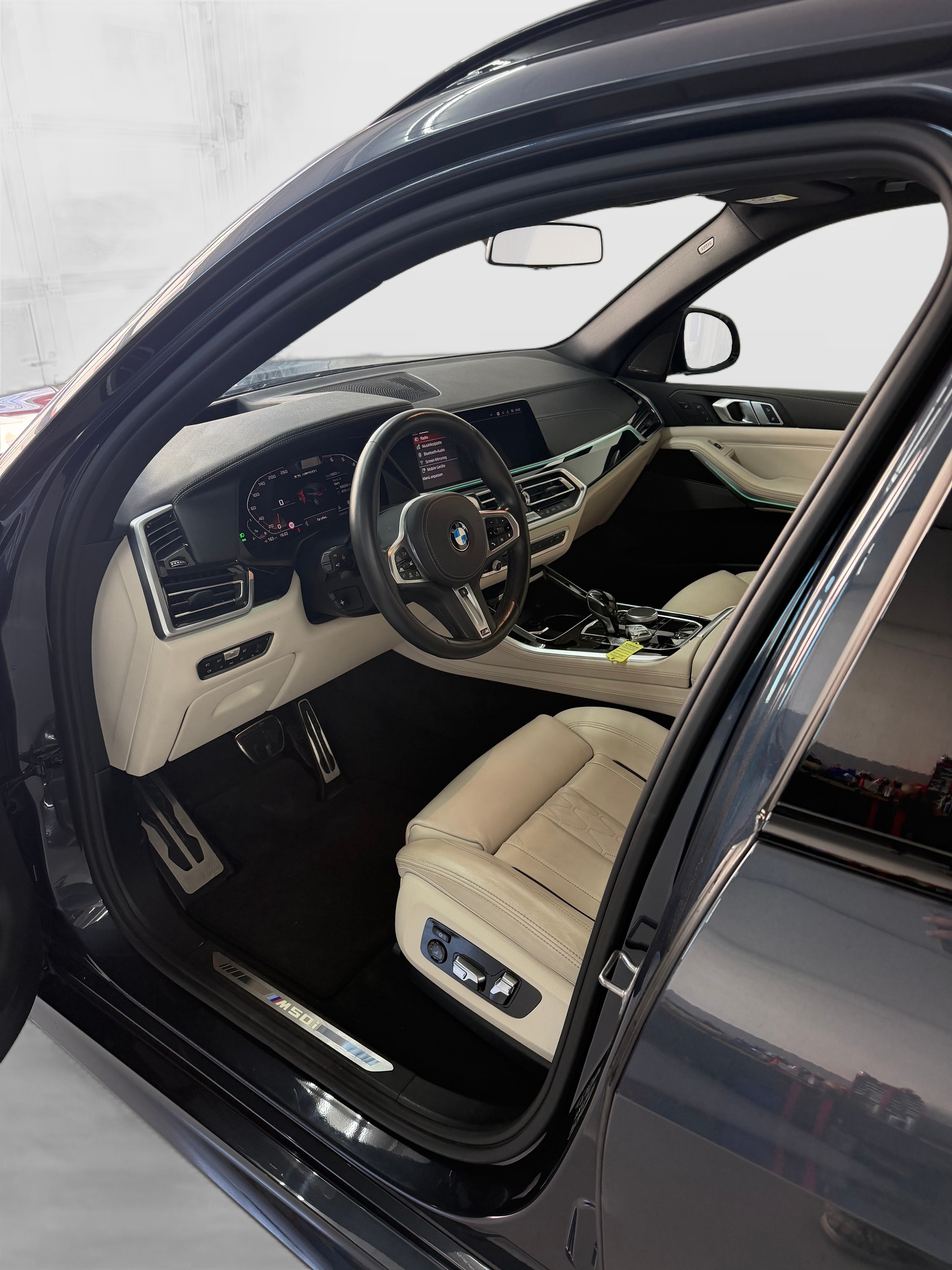 BMW X5 xDrive M50i Steptronic-image-7