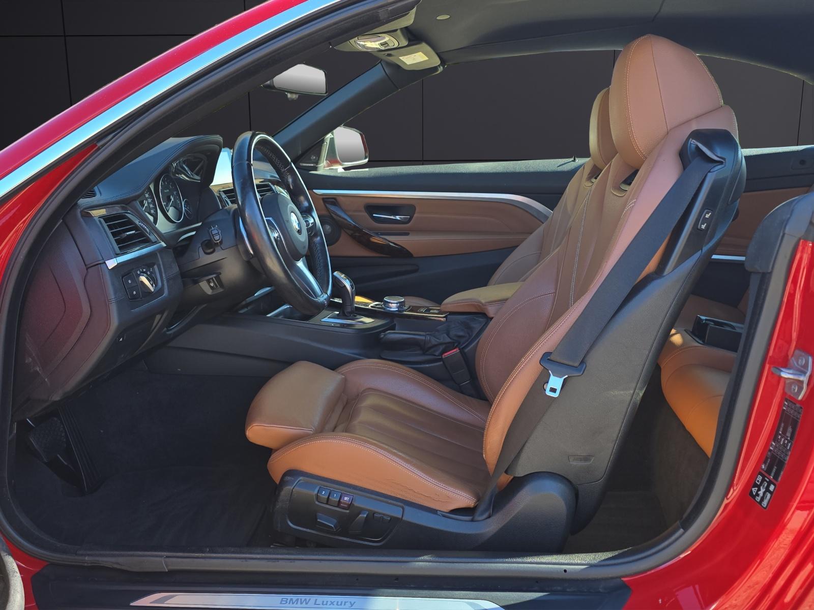 BMW 435i xDrive Cabrio-showroom-element-1