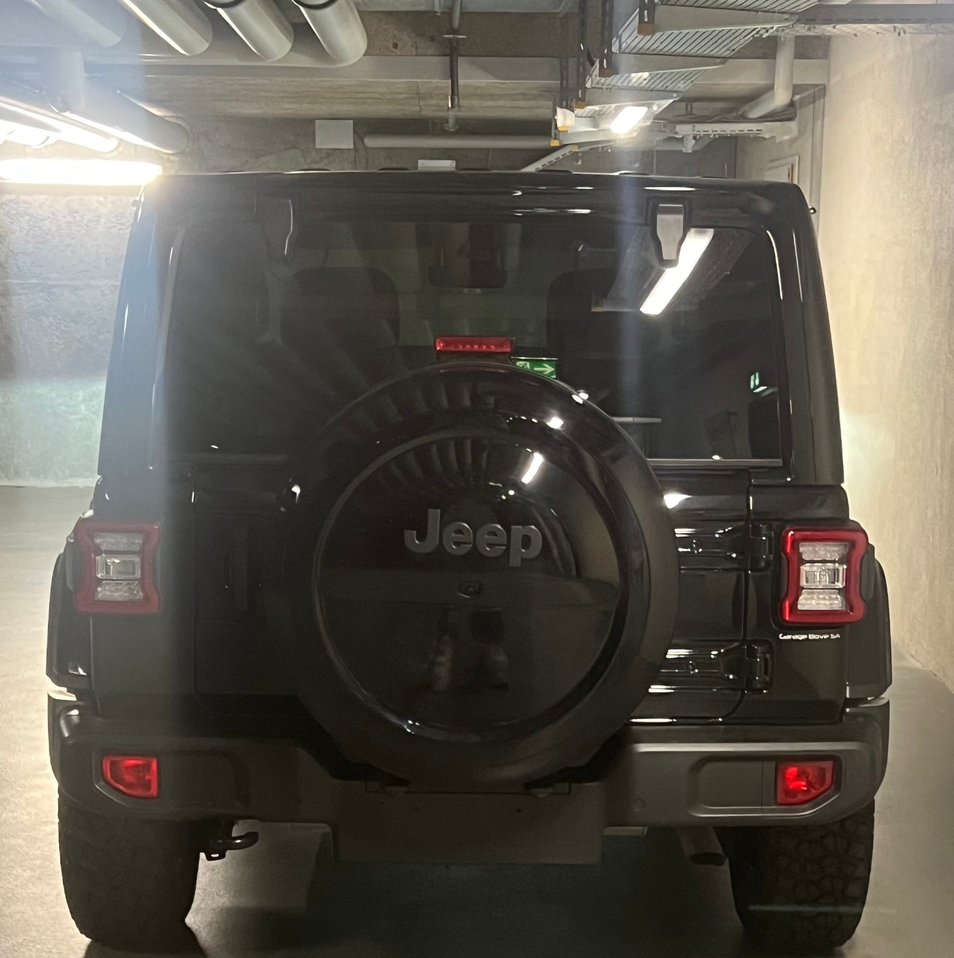 JEEP Wrangler 2.0 Overland Automatic-image-7