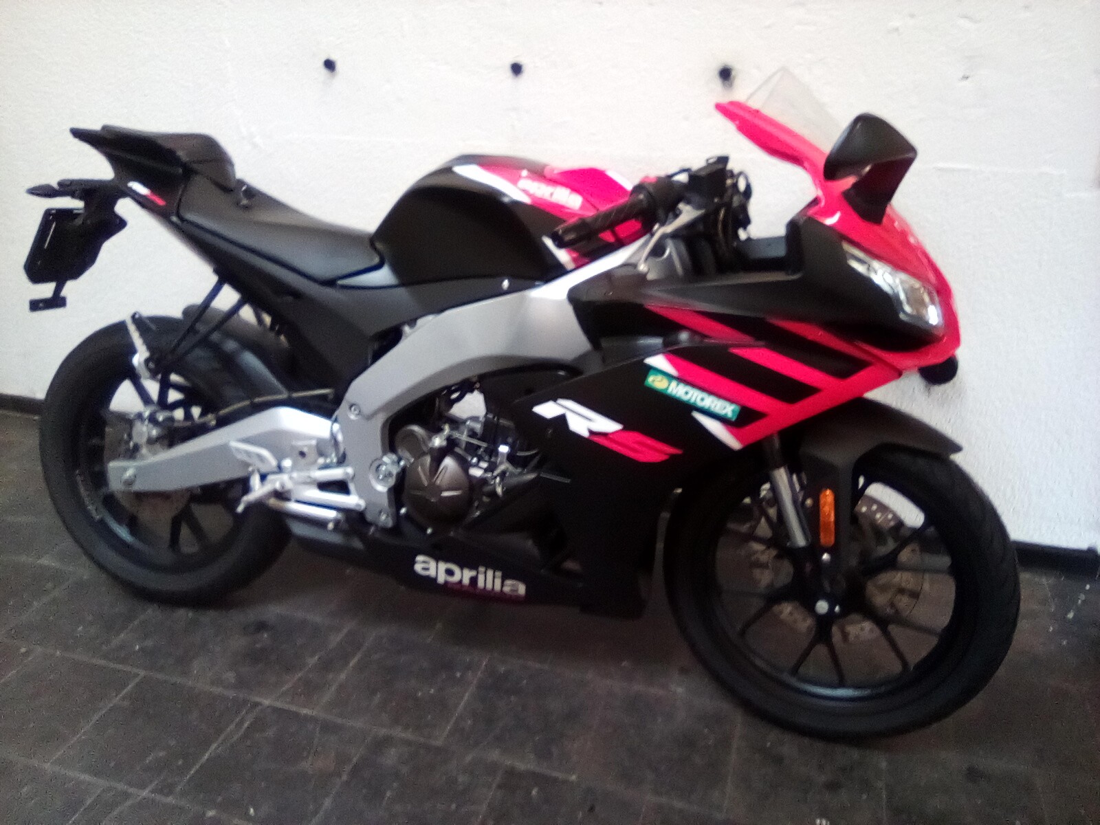 APRILIA RS 125 i.e. ABS-image-4