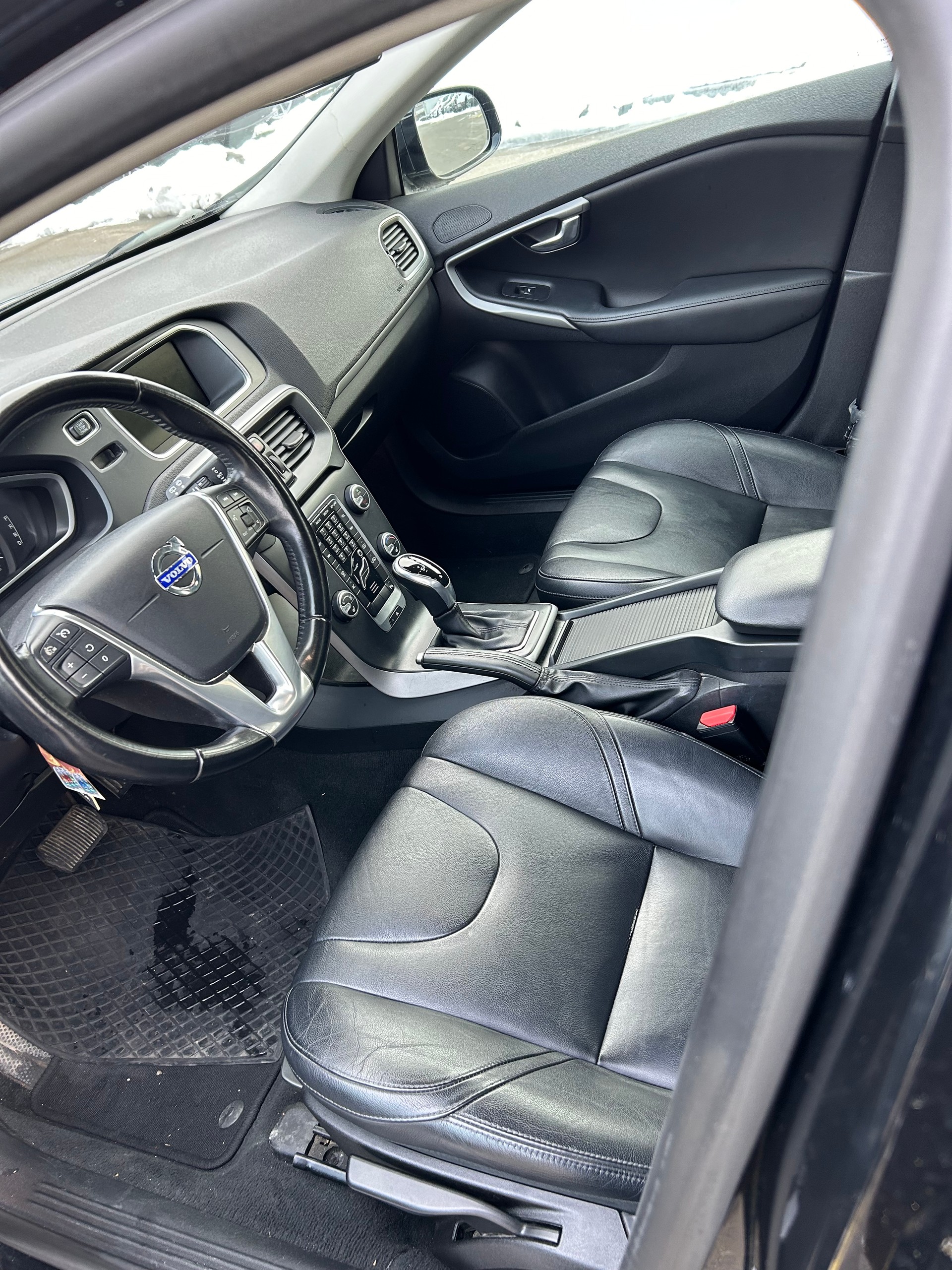 VOLVO V40 D3 Kinetic Fleet Geartronic-showroom-element-2