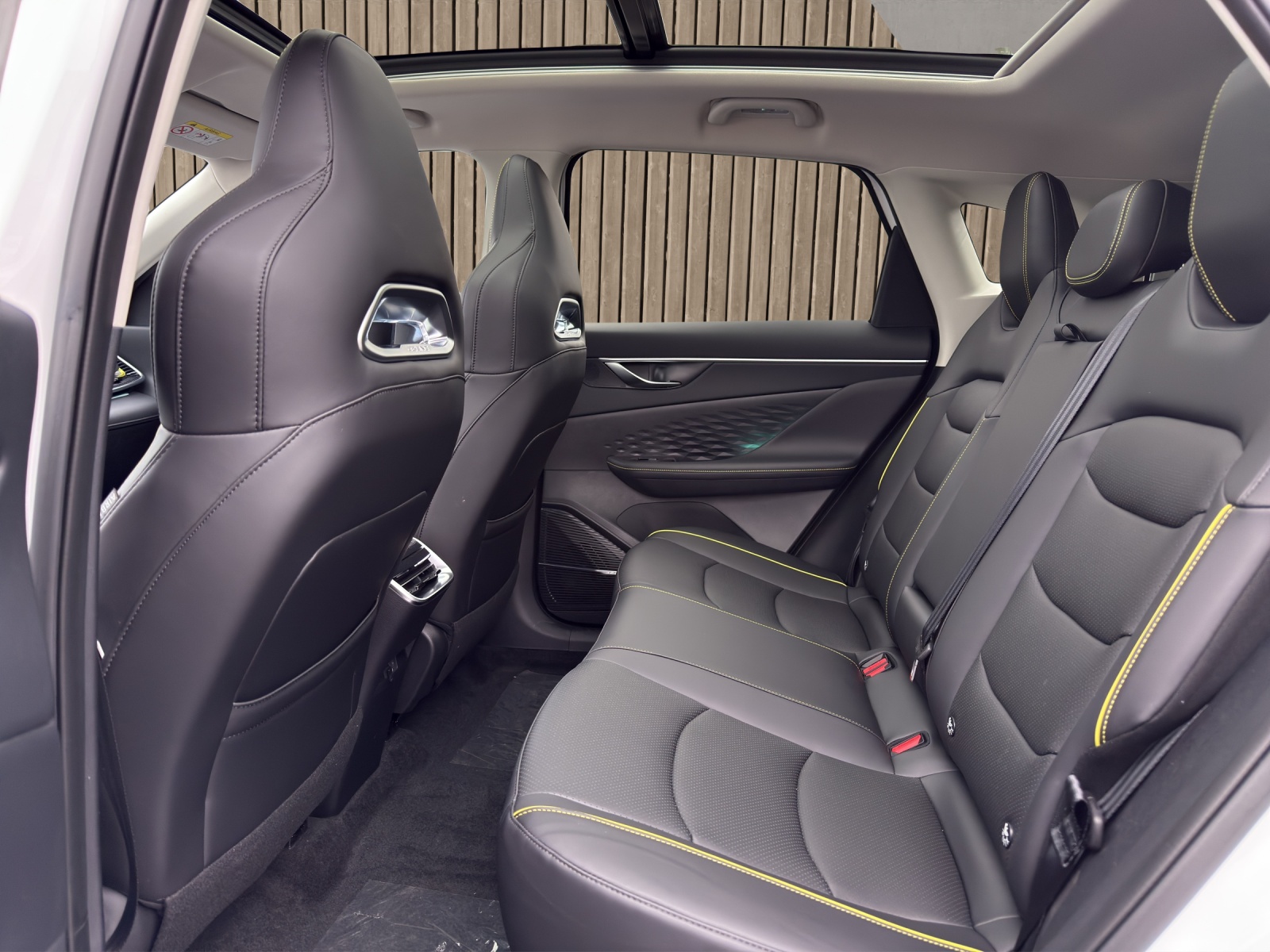 BAIC X55 1.5 Luxury, Neu in der Schweiz, CH-Fahrzeug!-image-6